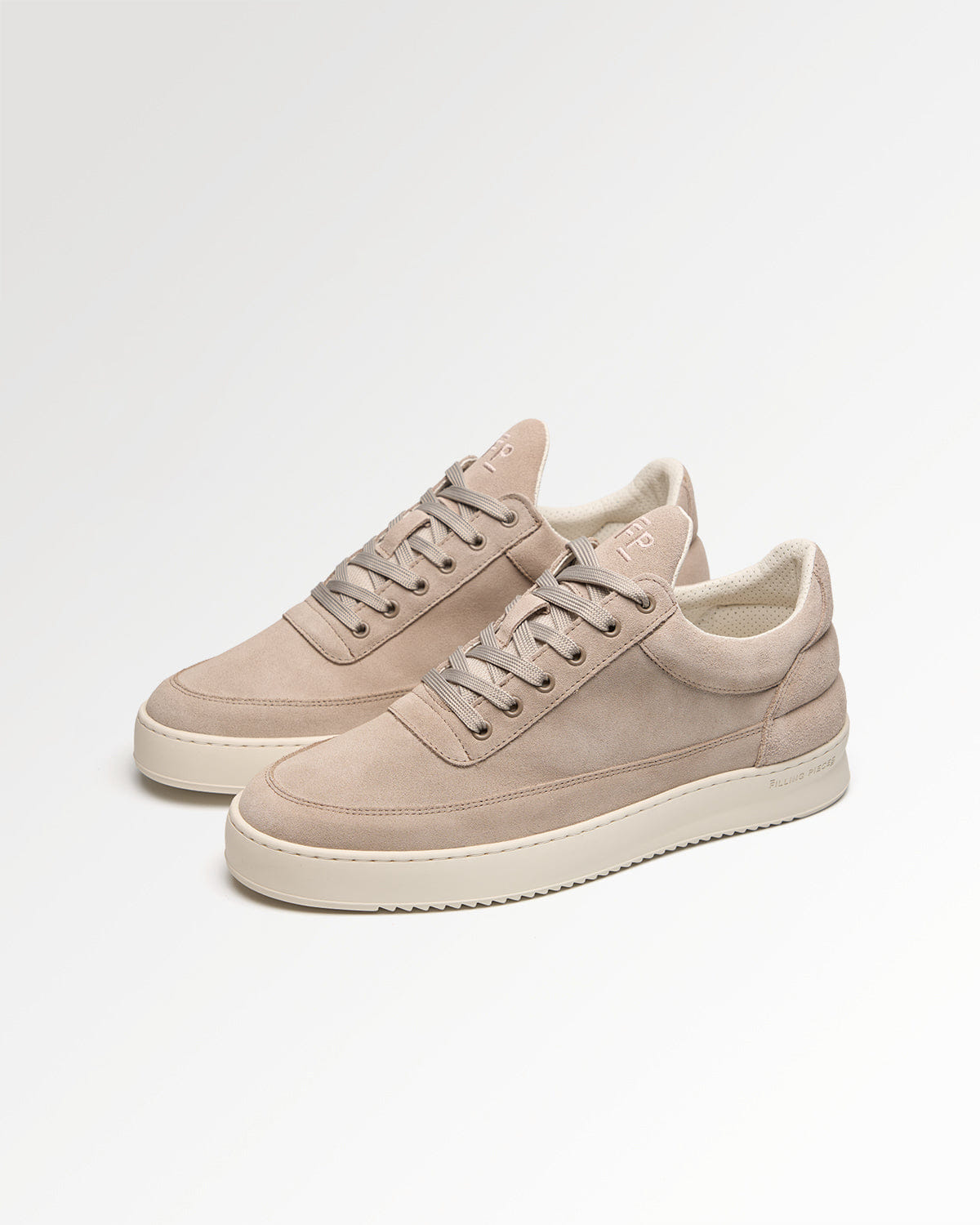 Conventional Low Top Suede Pure