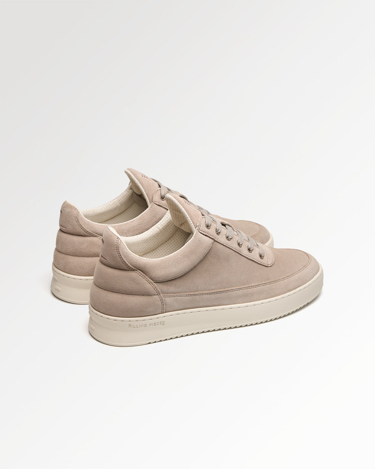 Conventional Low Top Suede Pure
