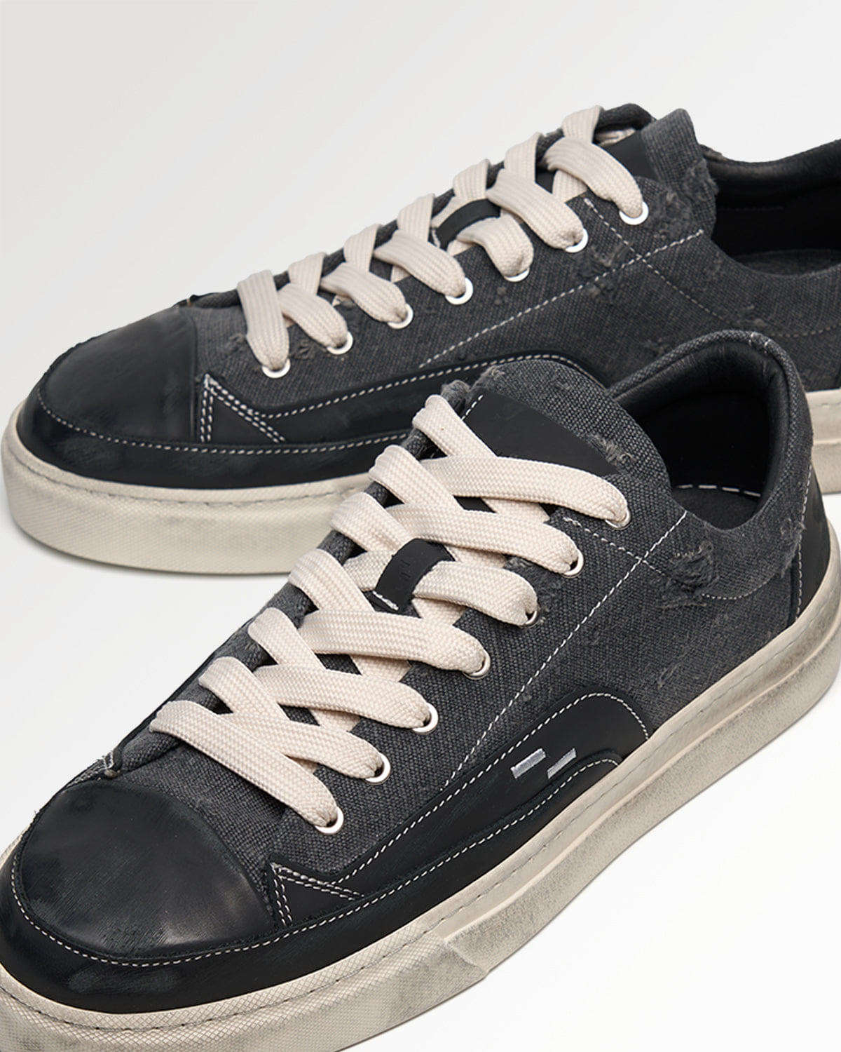 Conventional Riviera Patina Black