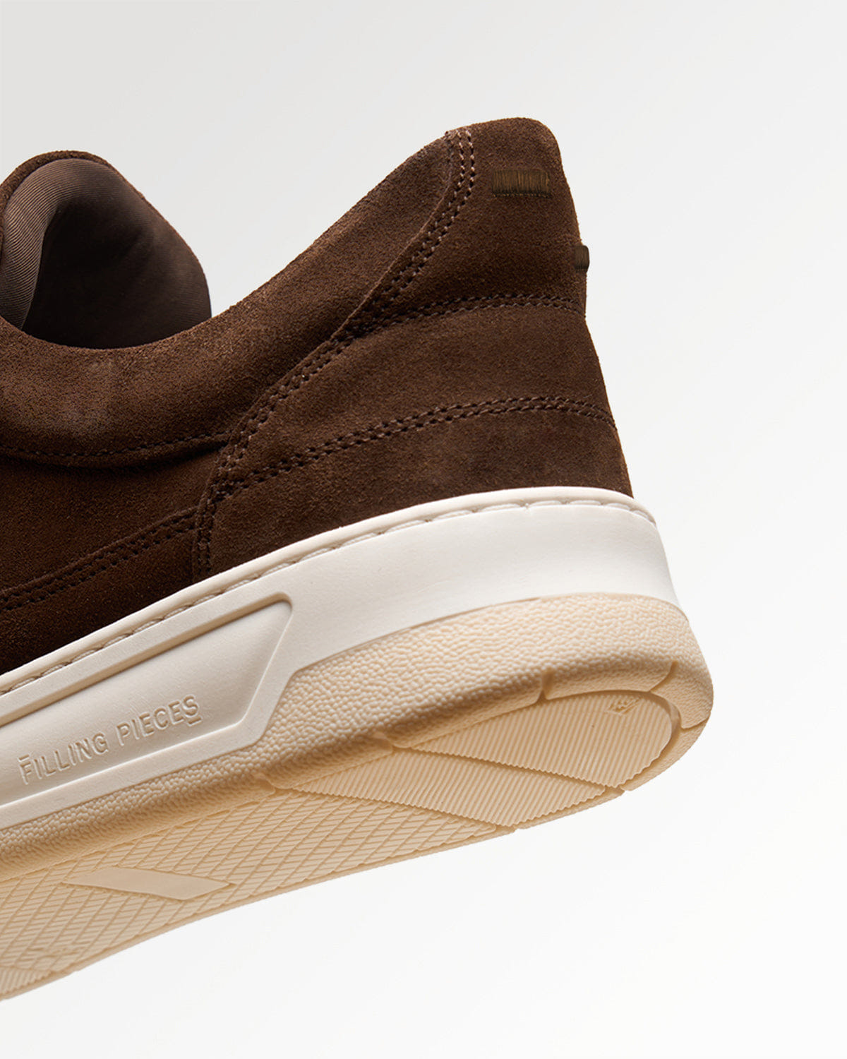 Trend Maven Low Vise Suede Chocolate