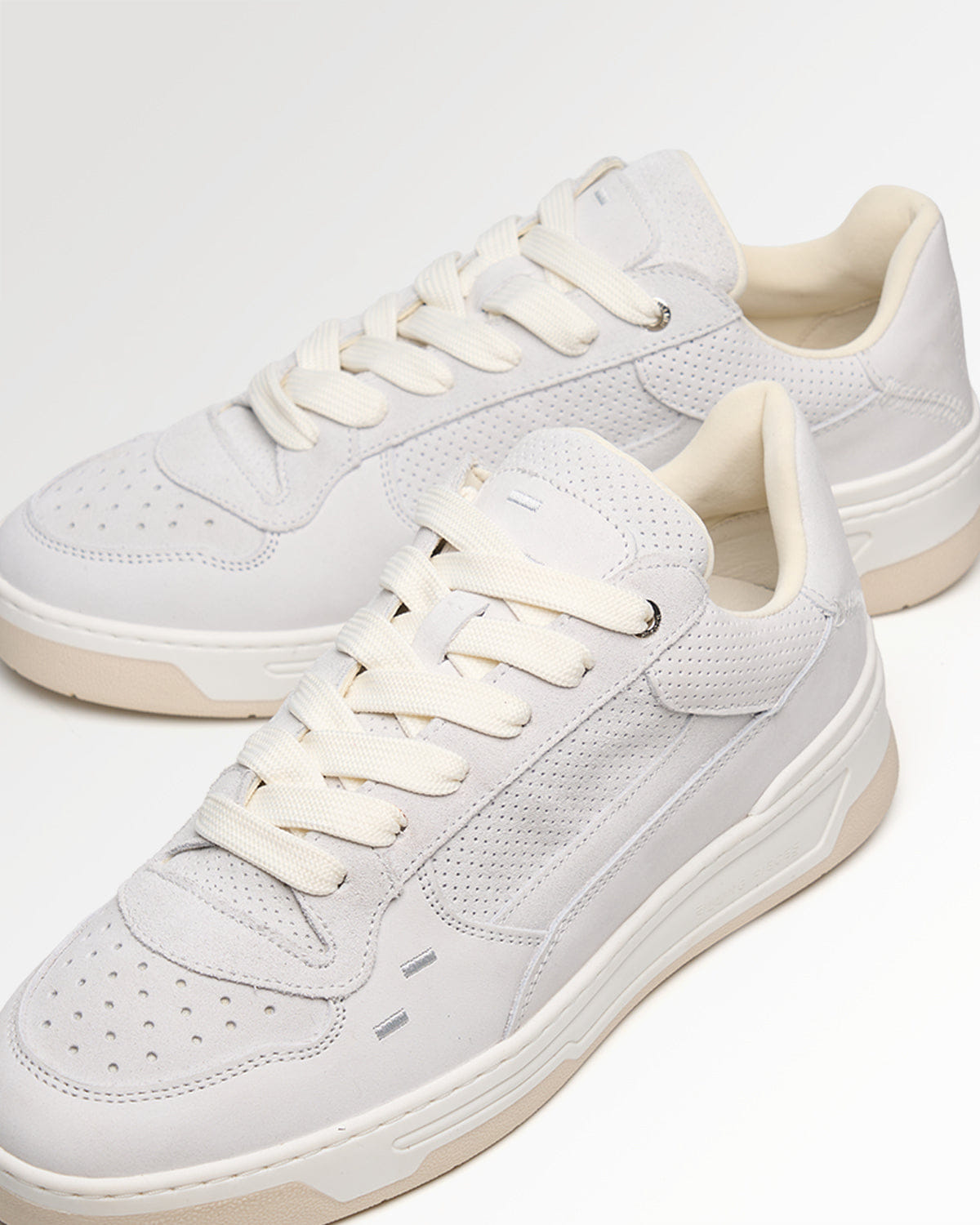 Trend Maven Cruiser Suede White