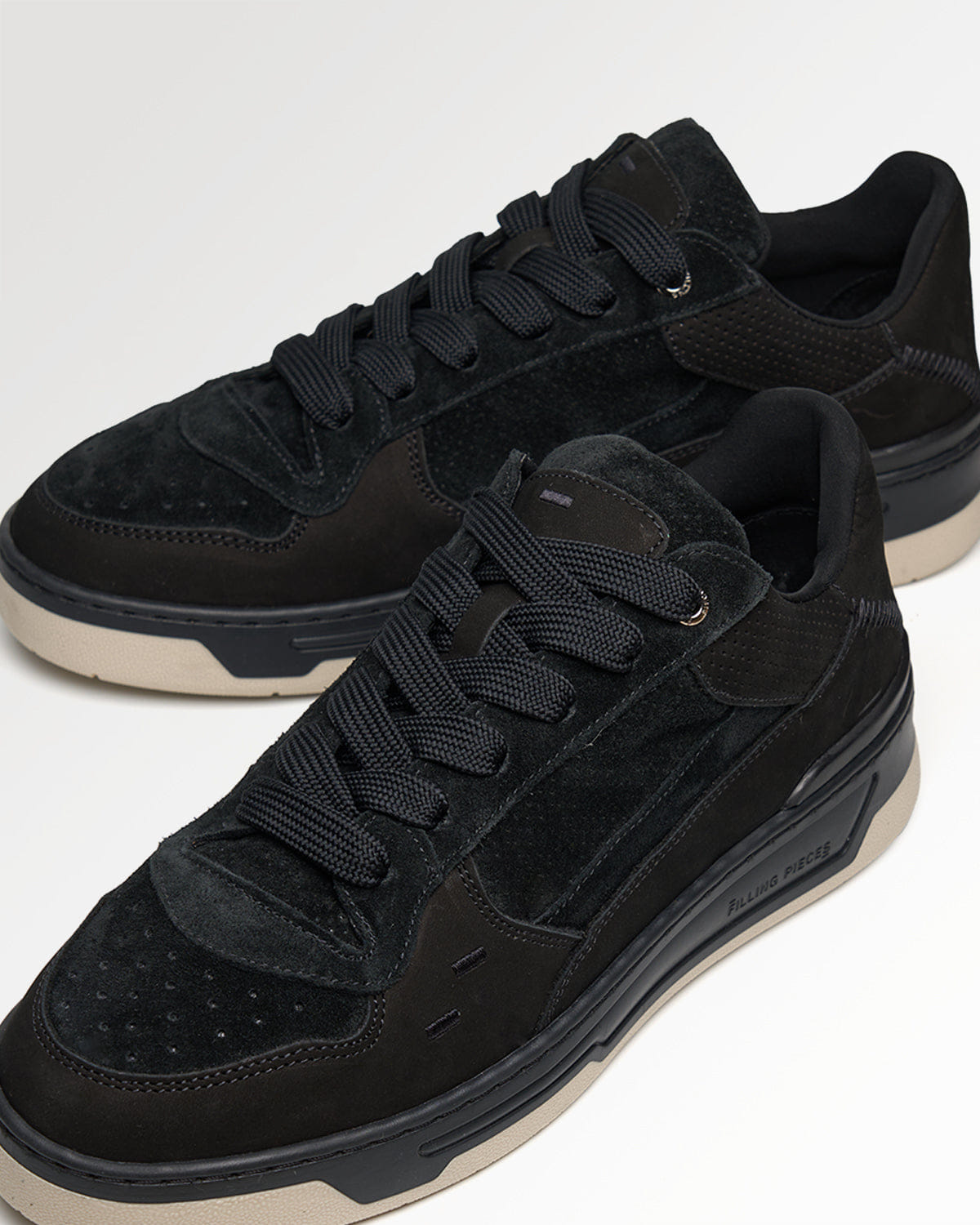 Trend Maven Cruiser Suede Black