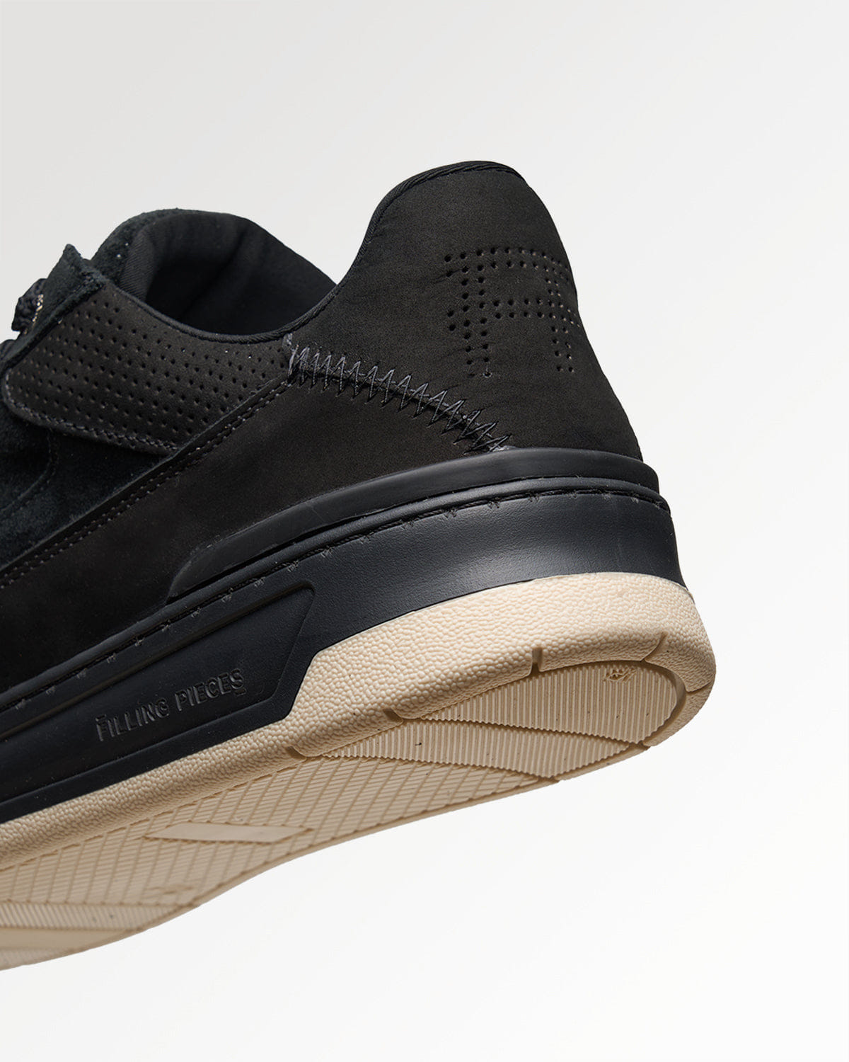 Trend Maven Cruiser Suede Black