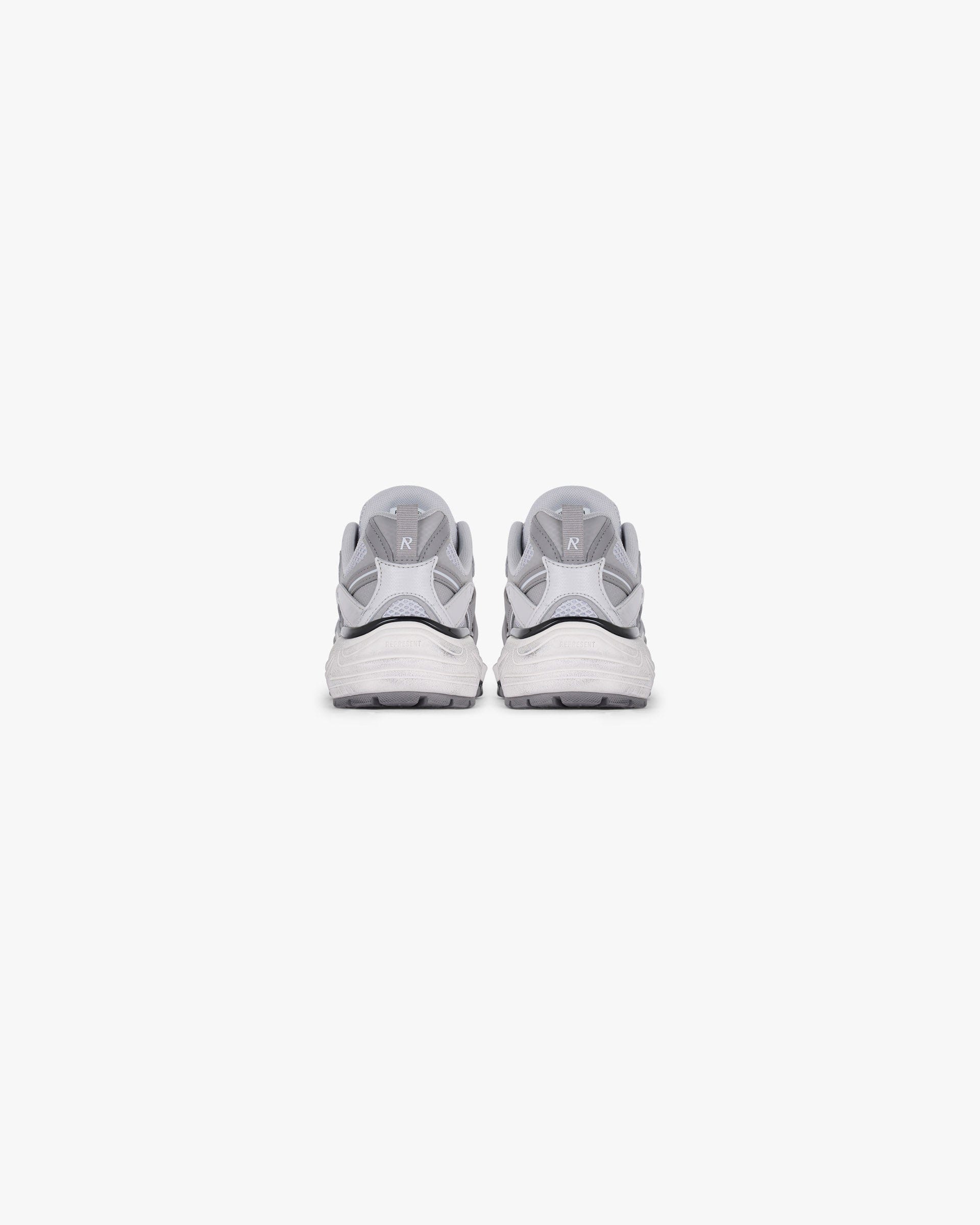 SS25 Storm Runner - Ultimate Grey
