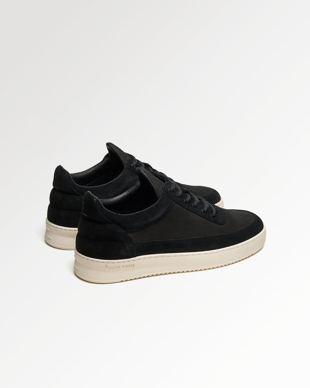 Conventional Low Top Suede Grain Black