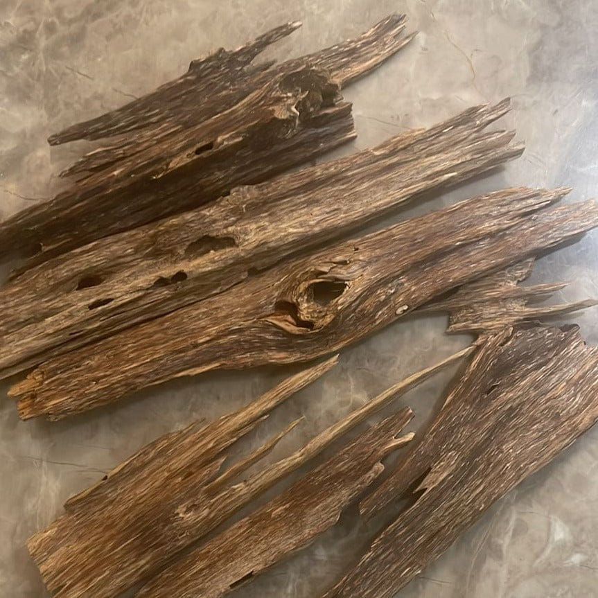 #त्रिपुरा - Agar - Tripura Agarwood Oud Chip 4A Grade From Tripura - 100 Grams