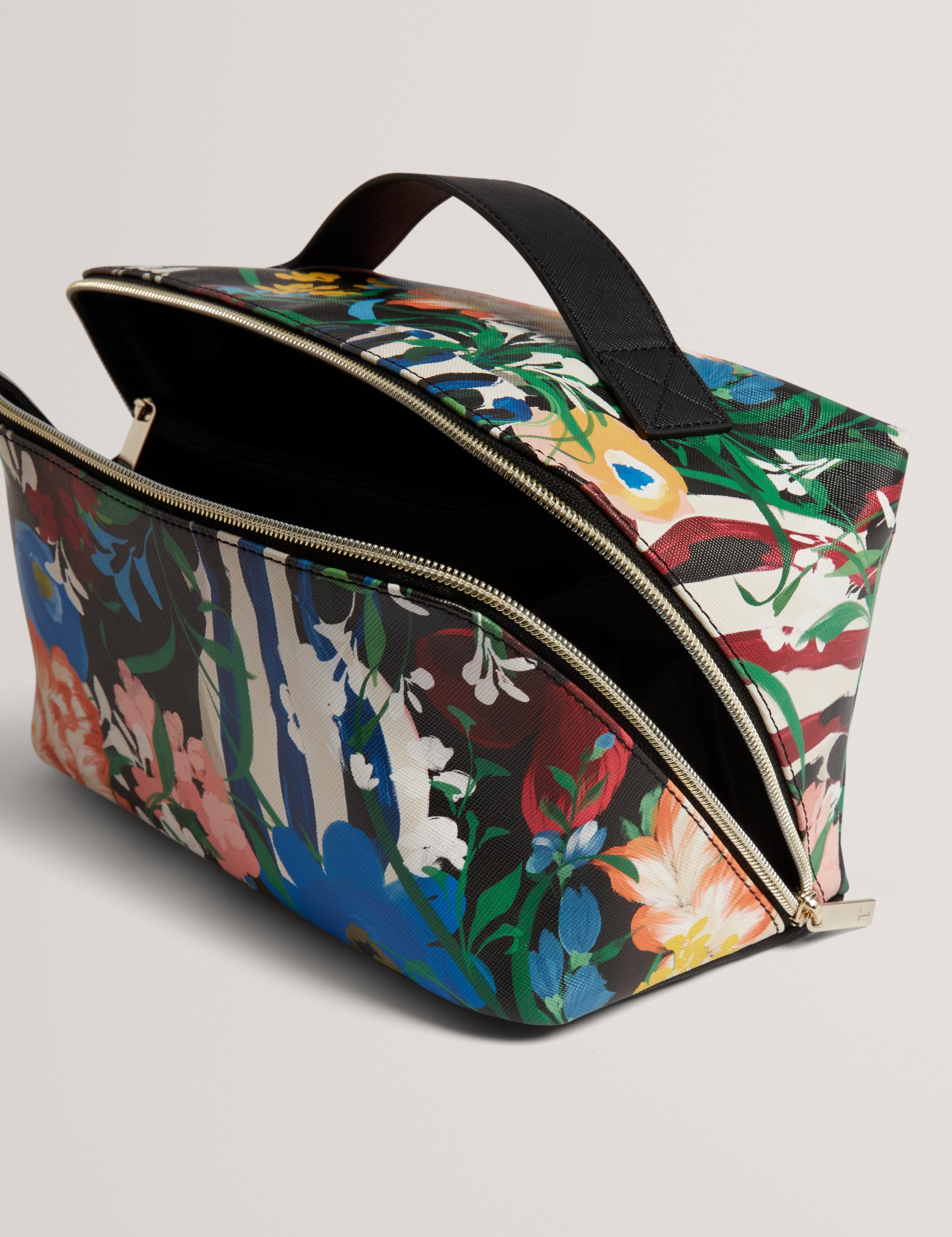 Ted Baker Bousina Bouquet Printed Zipped Washbag Multicol