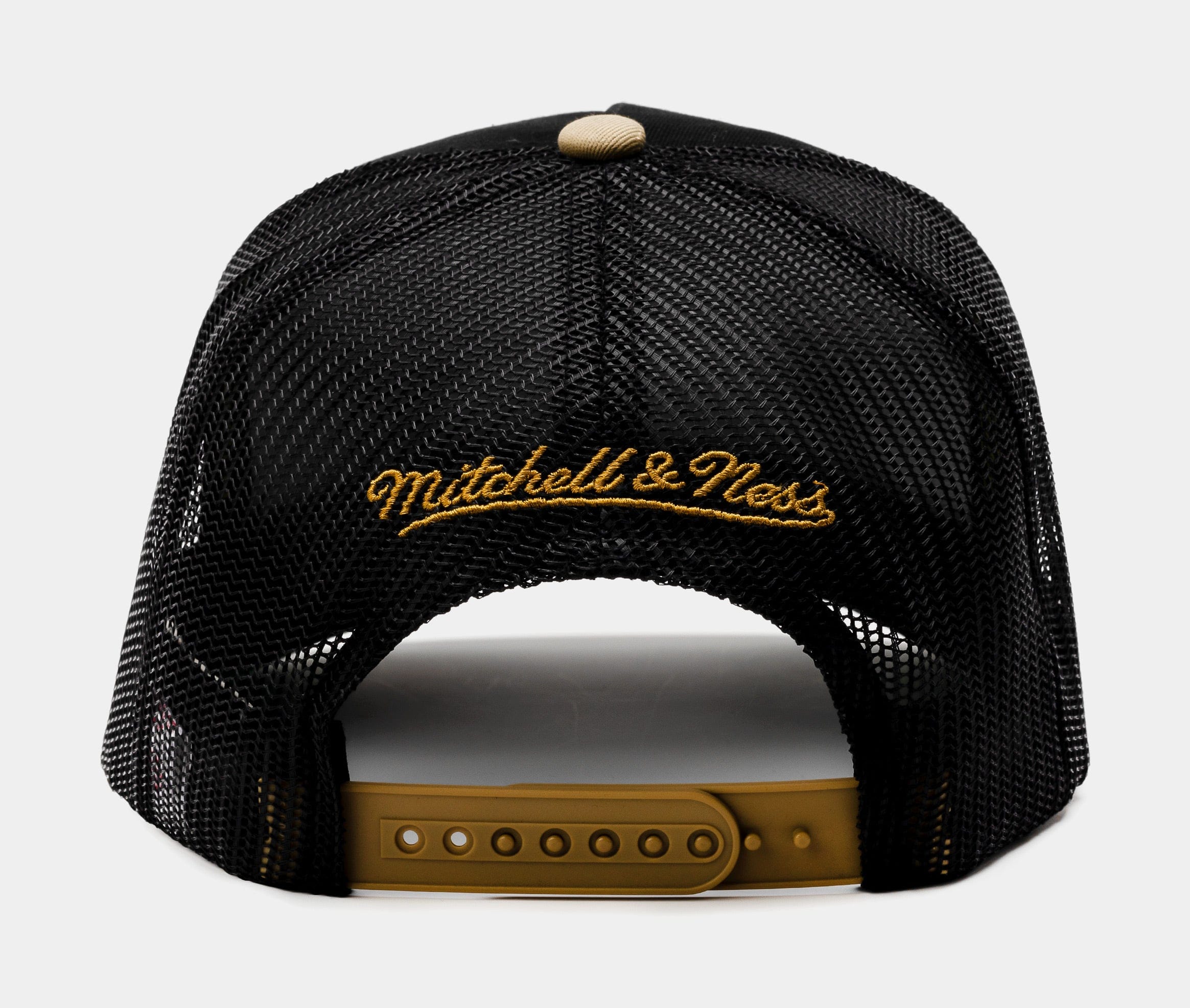 Mitchell & NESS Truck It Las Vegas Golden Knights Trucker Mens Hat (Black/Gold)