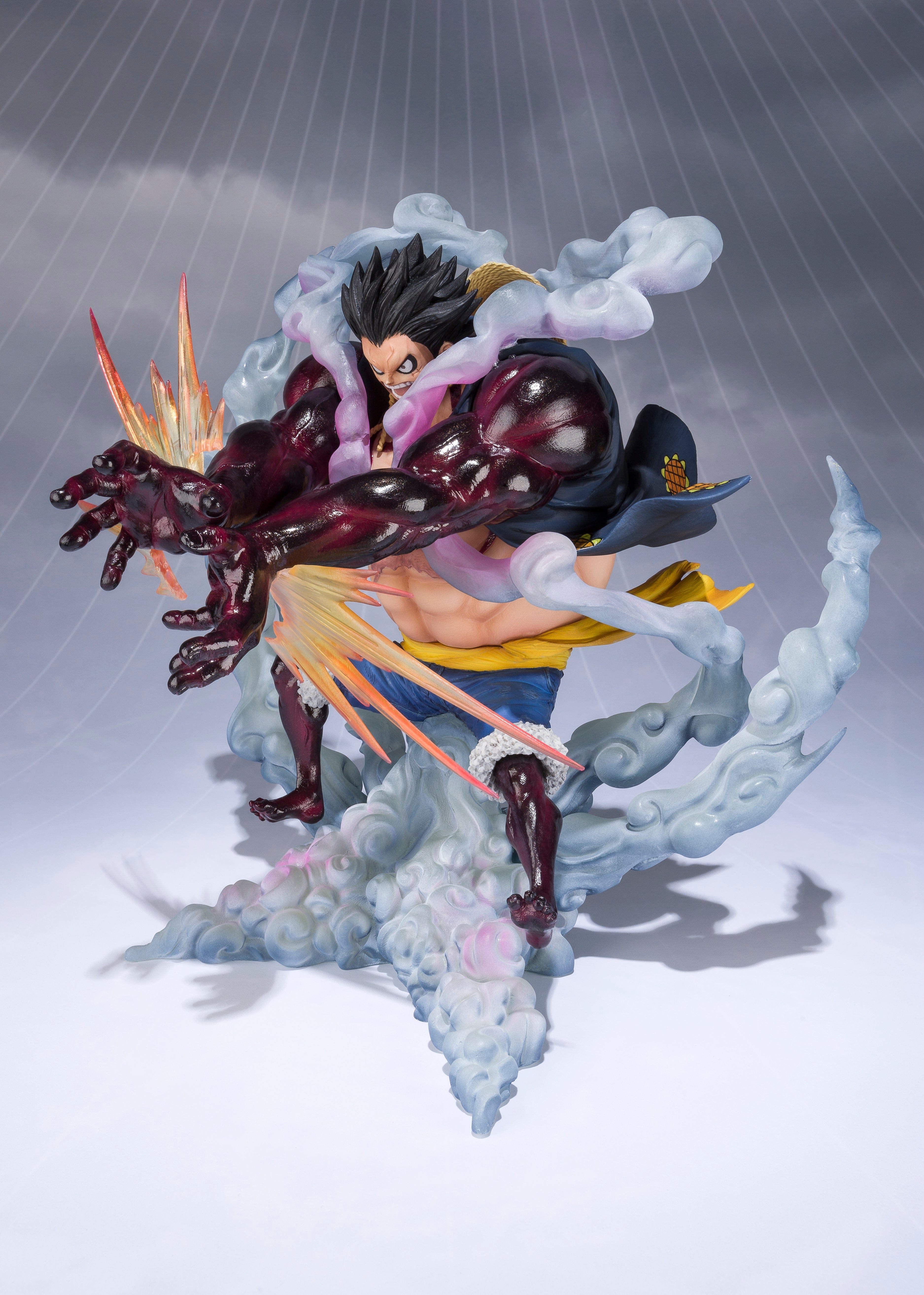 Bandai Figuarts Zero Monkey D. Luffy Gear 4 - Leo · Bazooka - ONE PIECE Statue