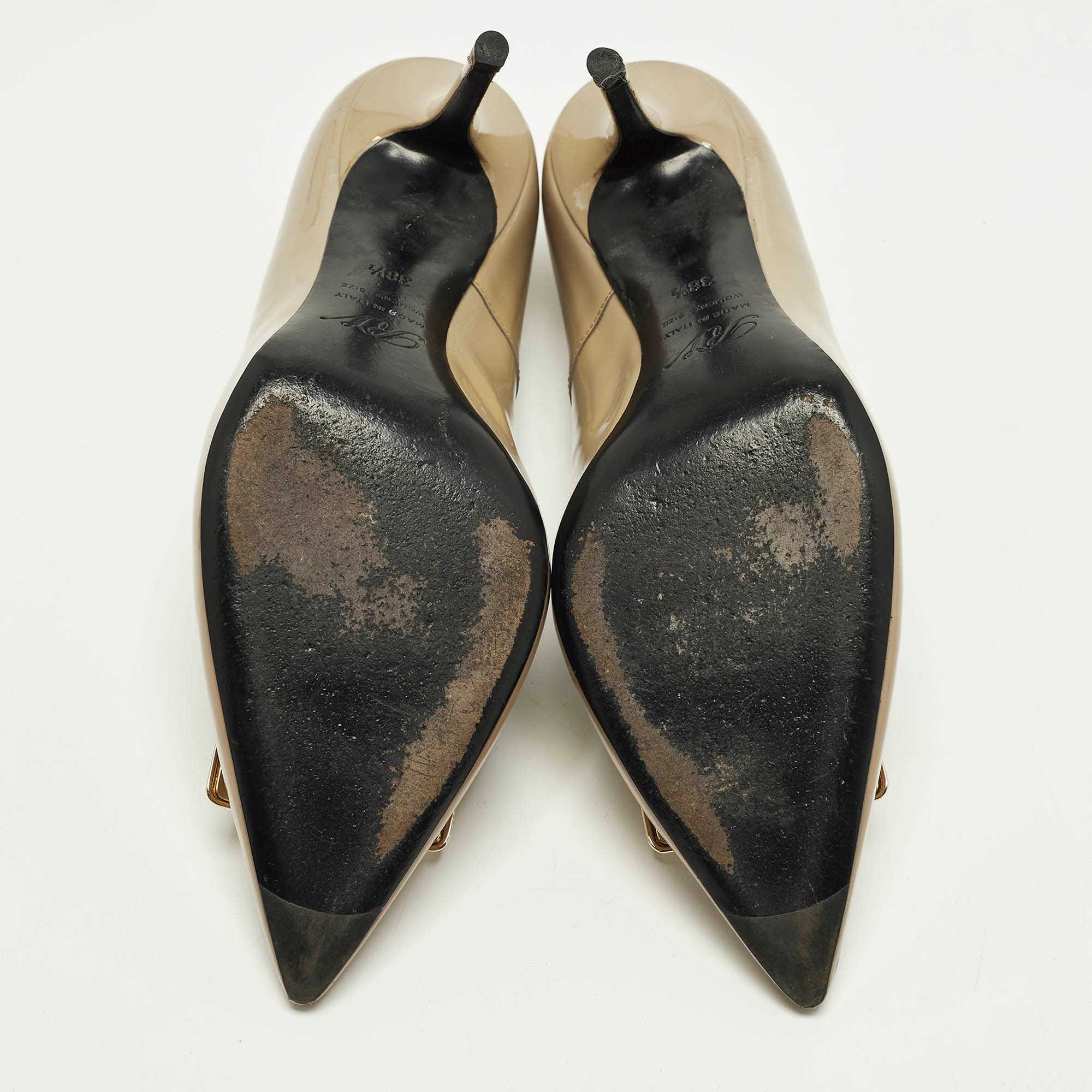 Roger Vivier Belle