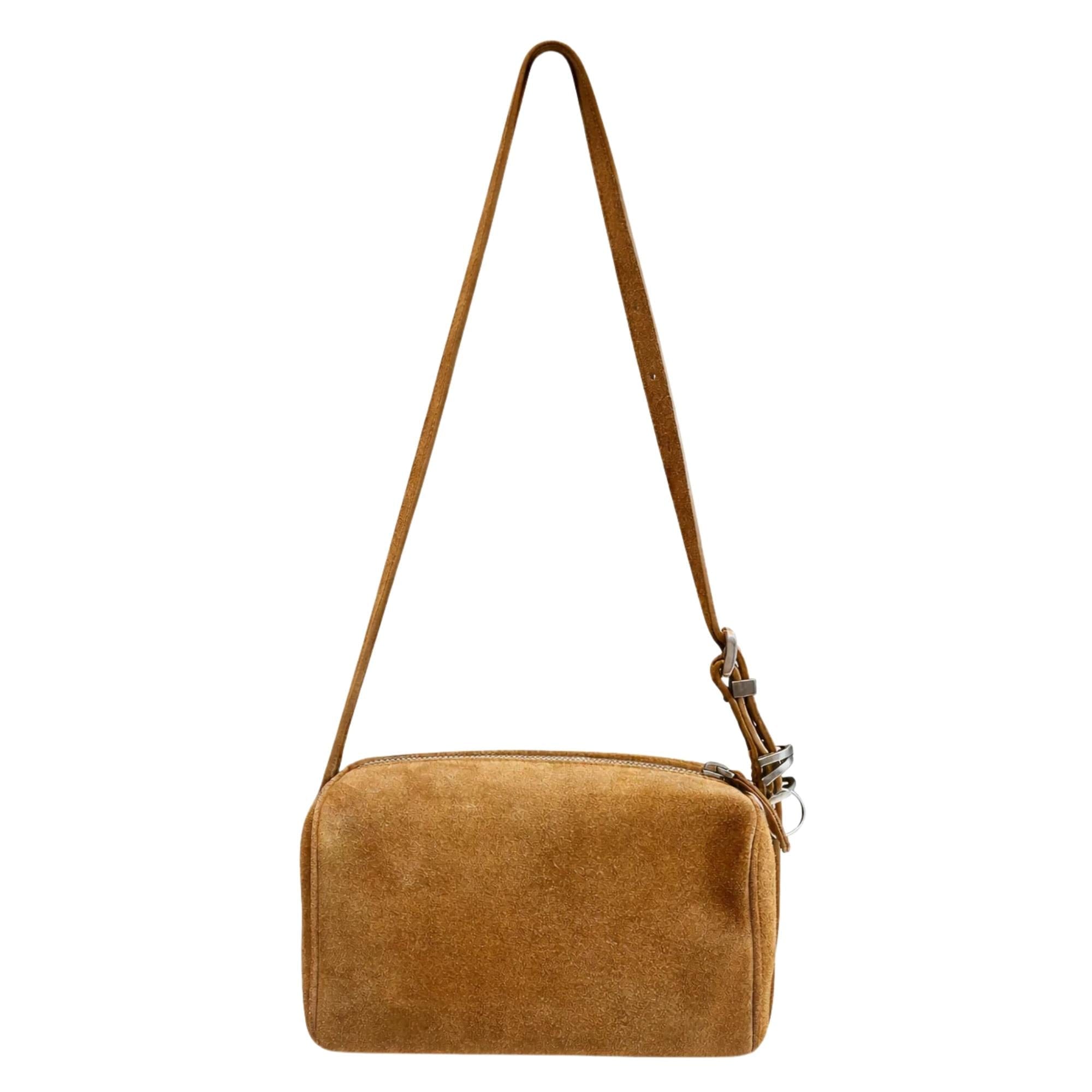 SEOUL Collection CUBE BEAN SUEDE BAG (شنطة)