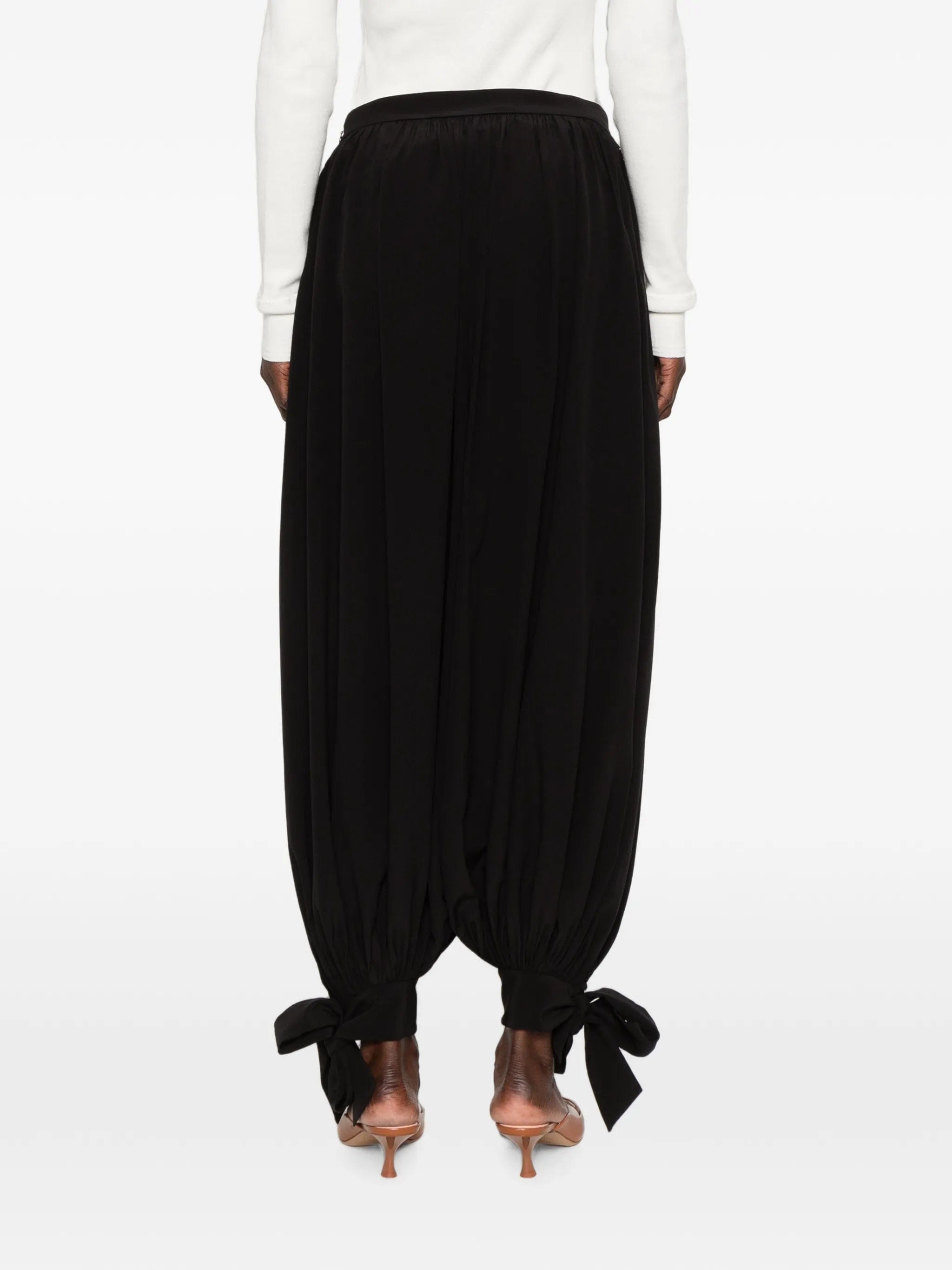 Chloé tie - detail trousers
