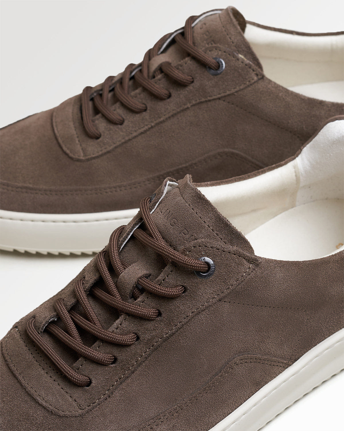 Conventional Mondo Suede Taupe
