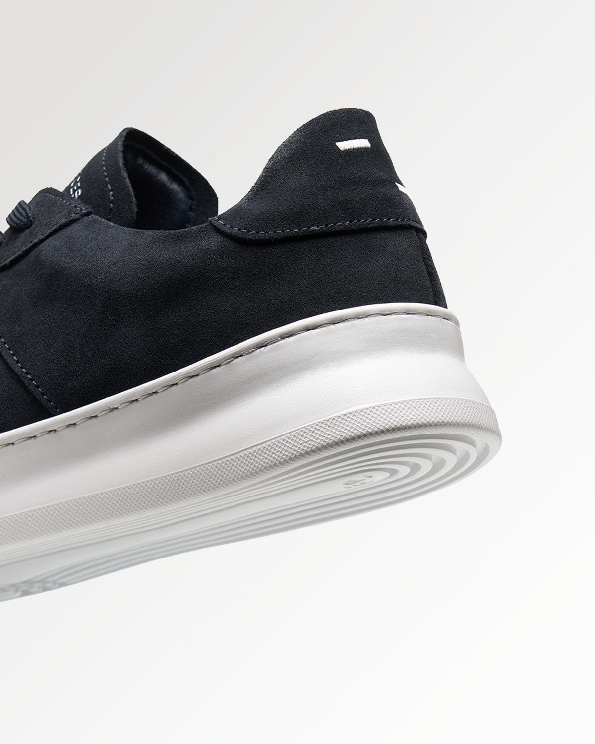 Conventional Court Suede Navy