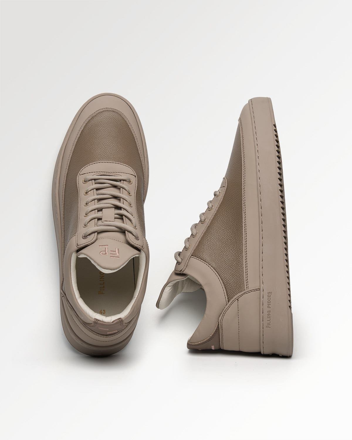 Conventional Low Top Tech Crumbs Pure