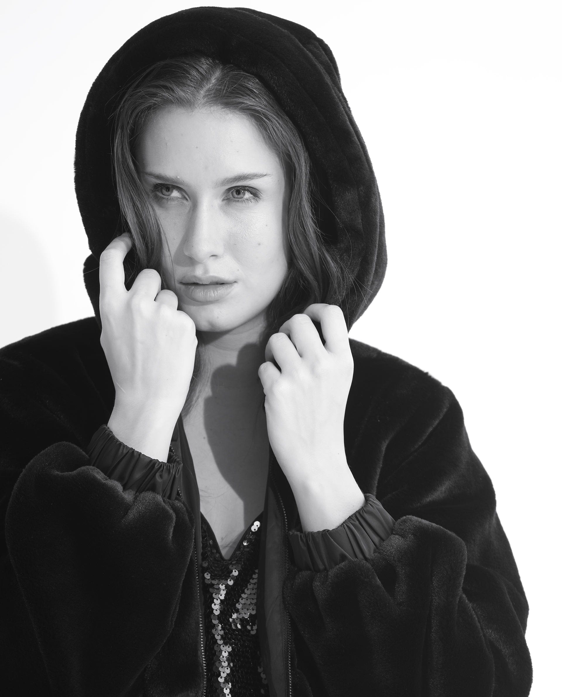 Rareism Women's Stelar Black Polyester Hooded Plain Regular Fit Jacket