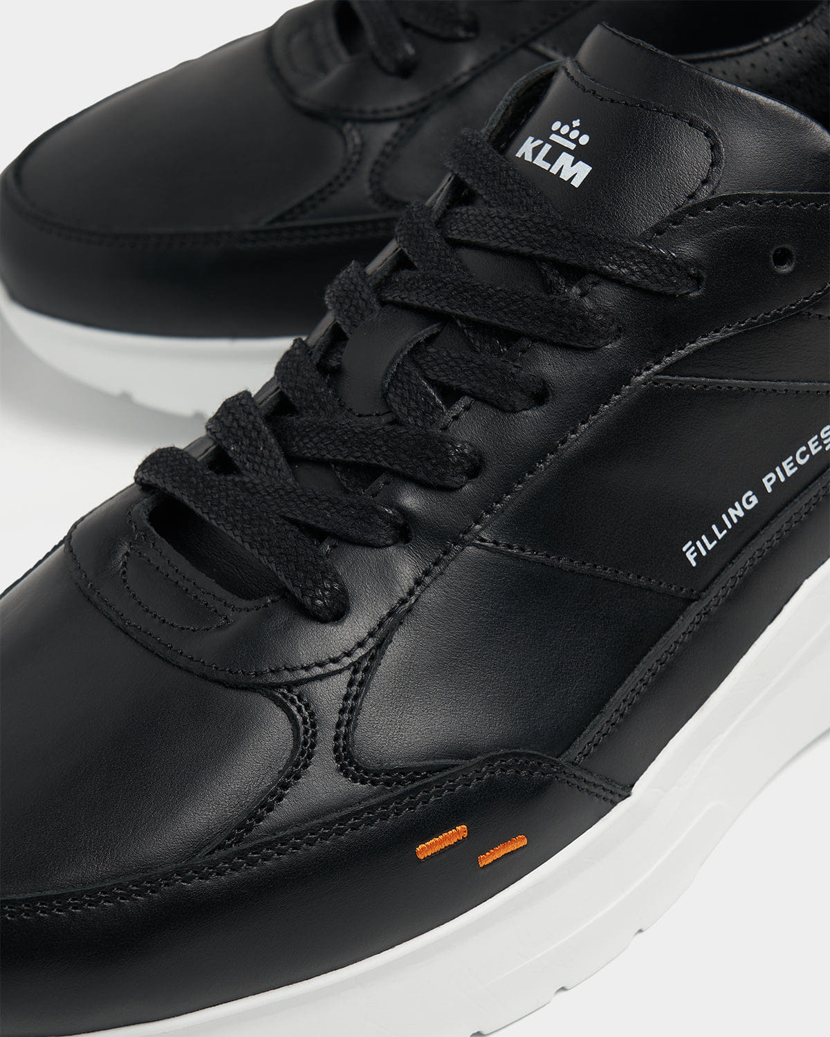 Entry Luxury KLM Jet Runner Black