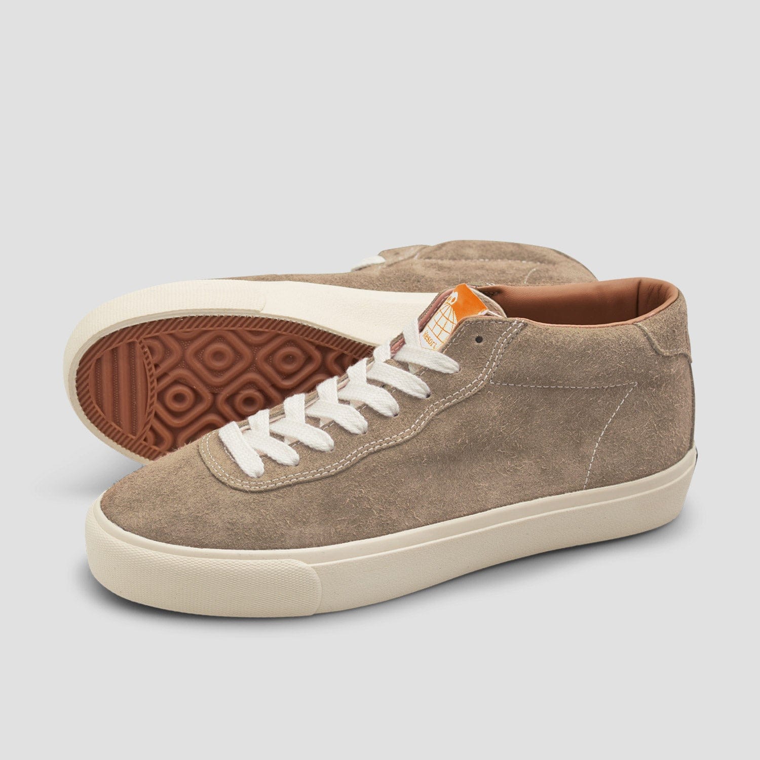 Last Resort AB VM001 MID Suede Sand / White