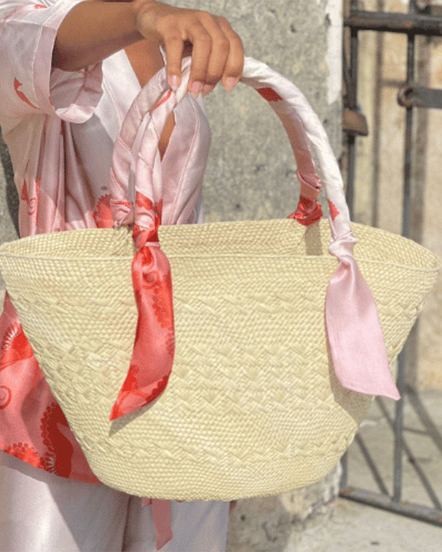 Meraki Heritage Celeste Hand Bag with Silk Handle - Pink