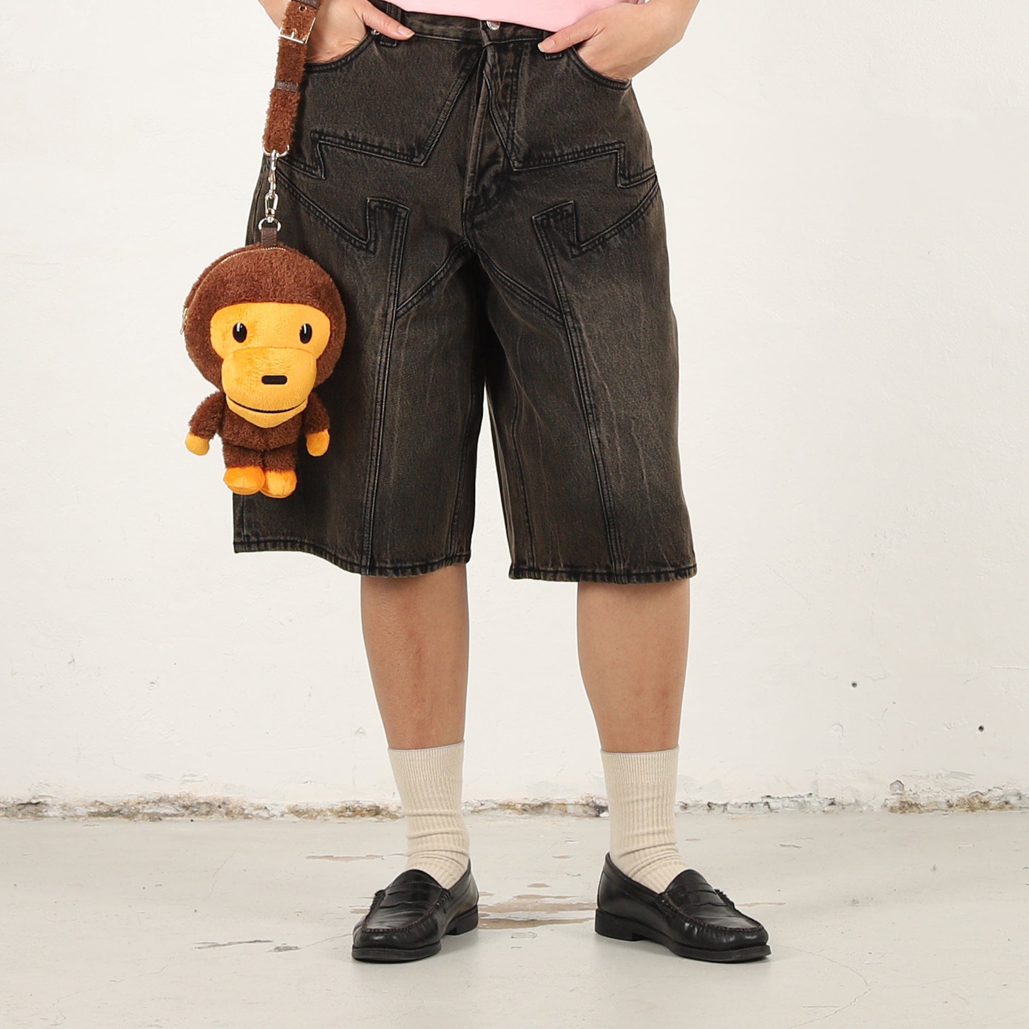 A Bathing Ape Bape Sta Patch Relaxed Fit Denim Shorts - Beige
