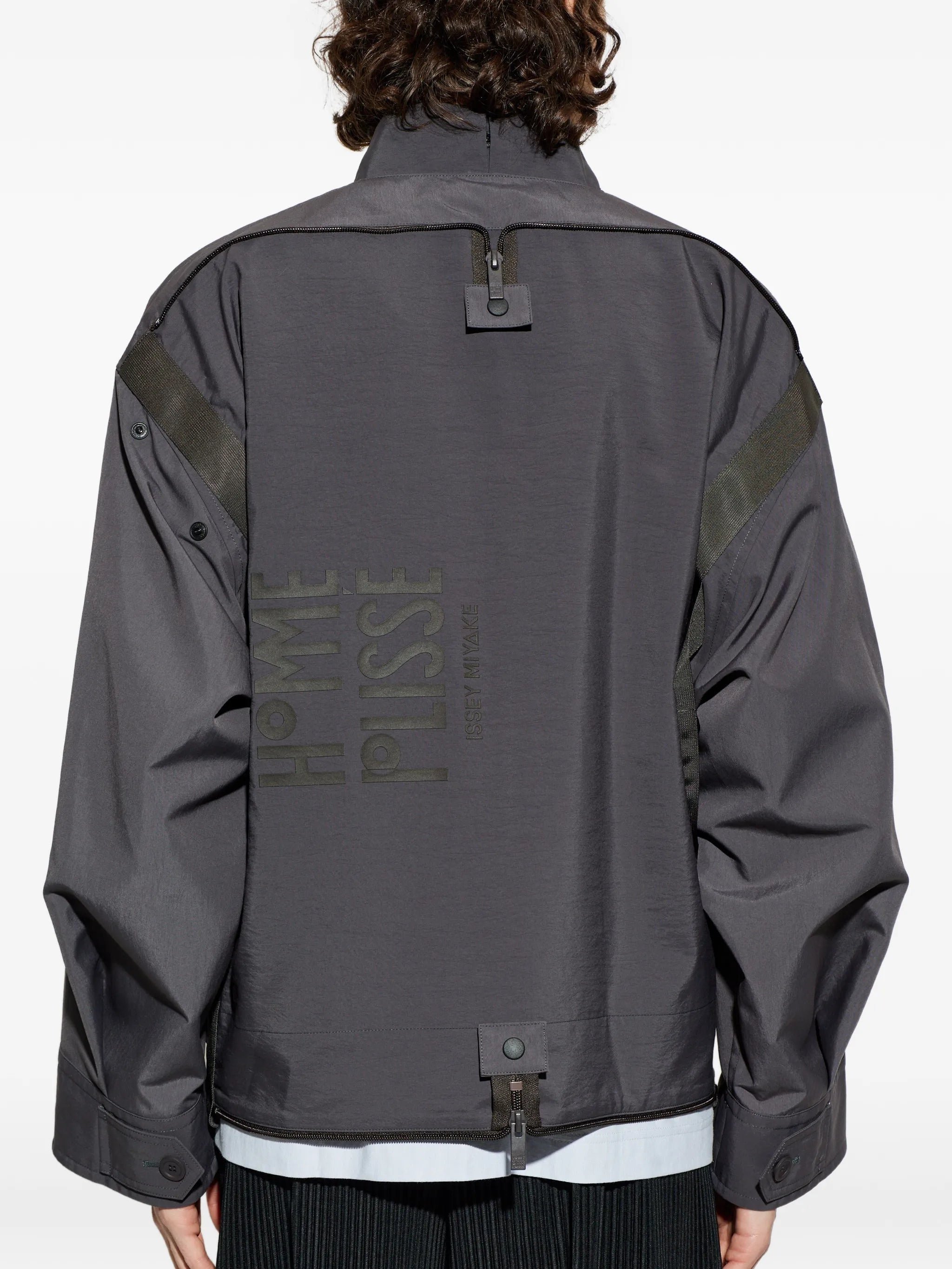 Homme Plissé Issey Miyake Carrier Carried button - front bomber jacket