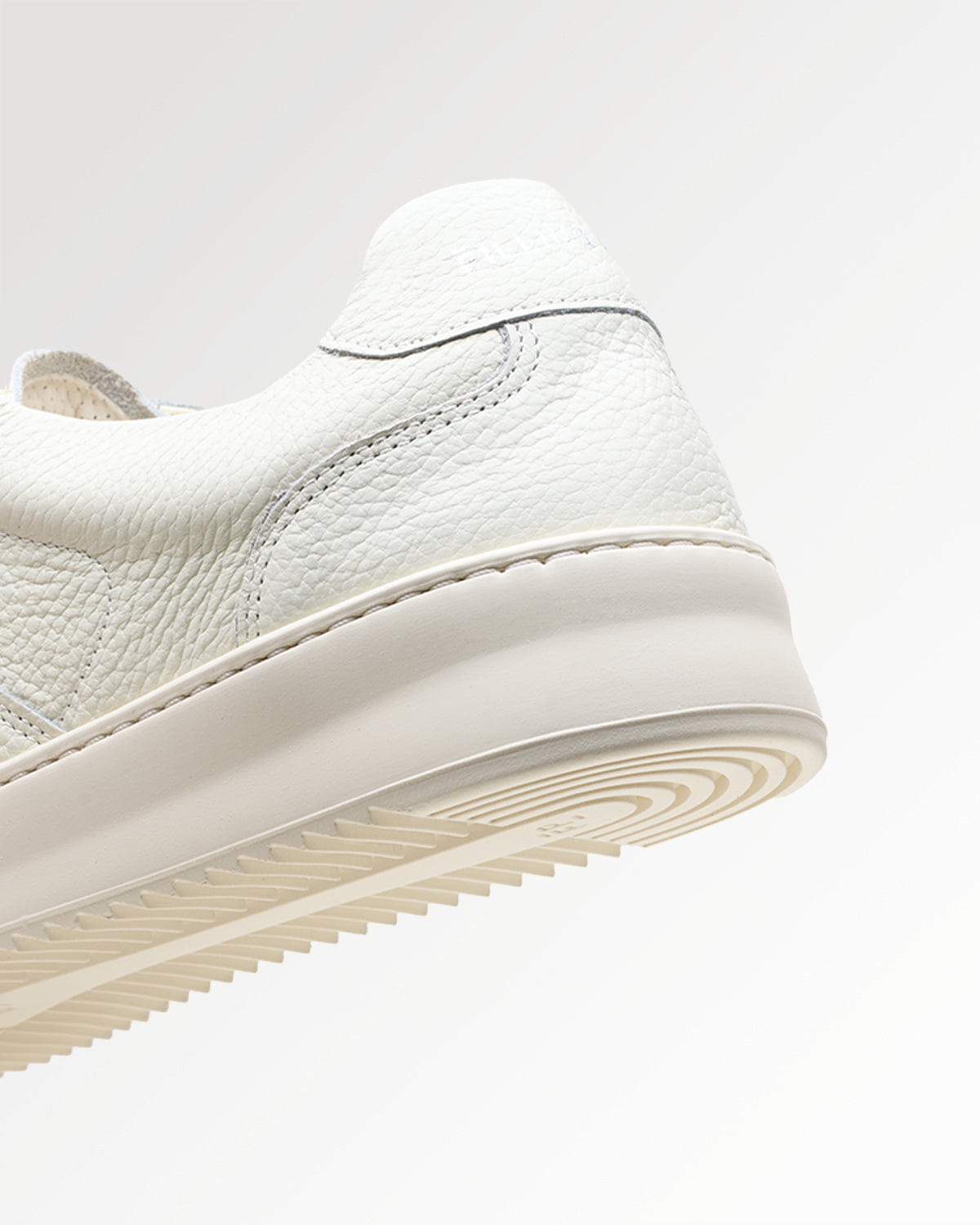 Conventional Mondo Grain Off White