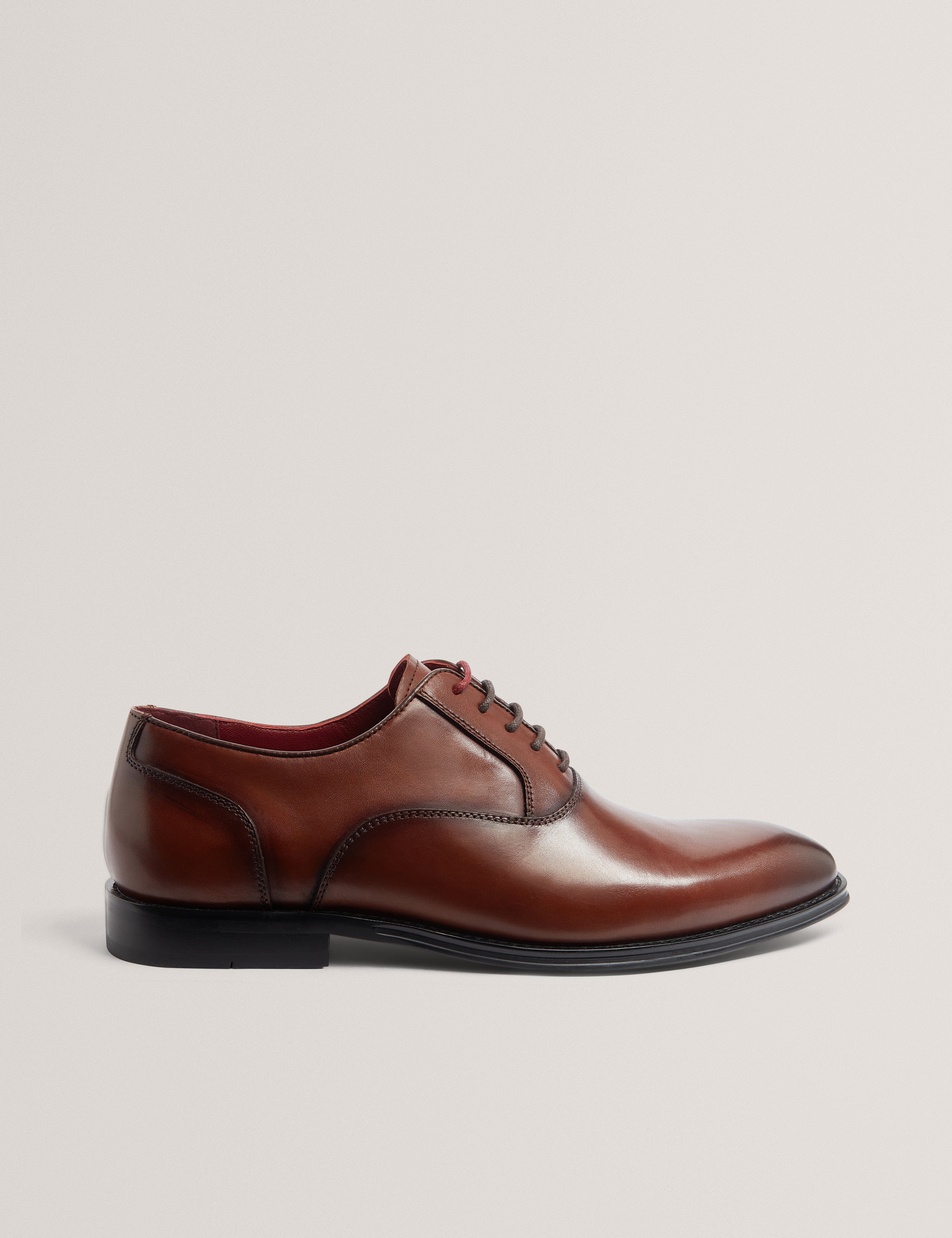 SHOE Wylden Brogue Shoe Tan