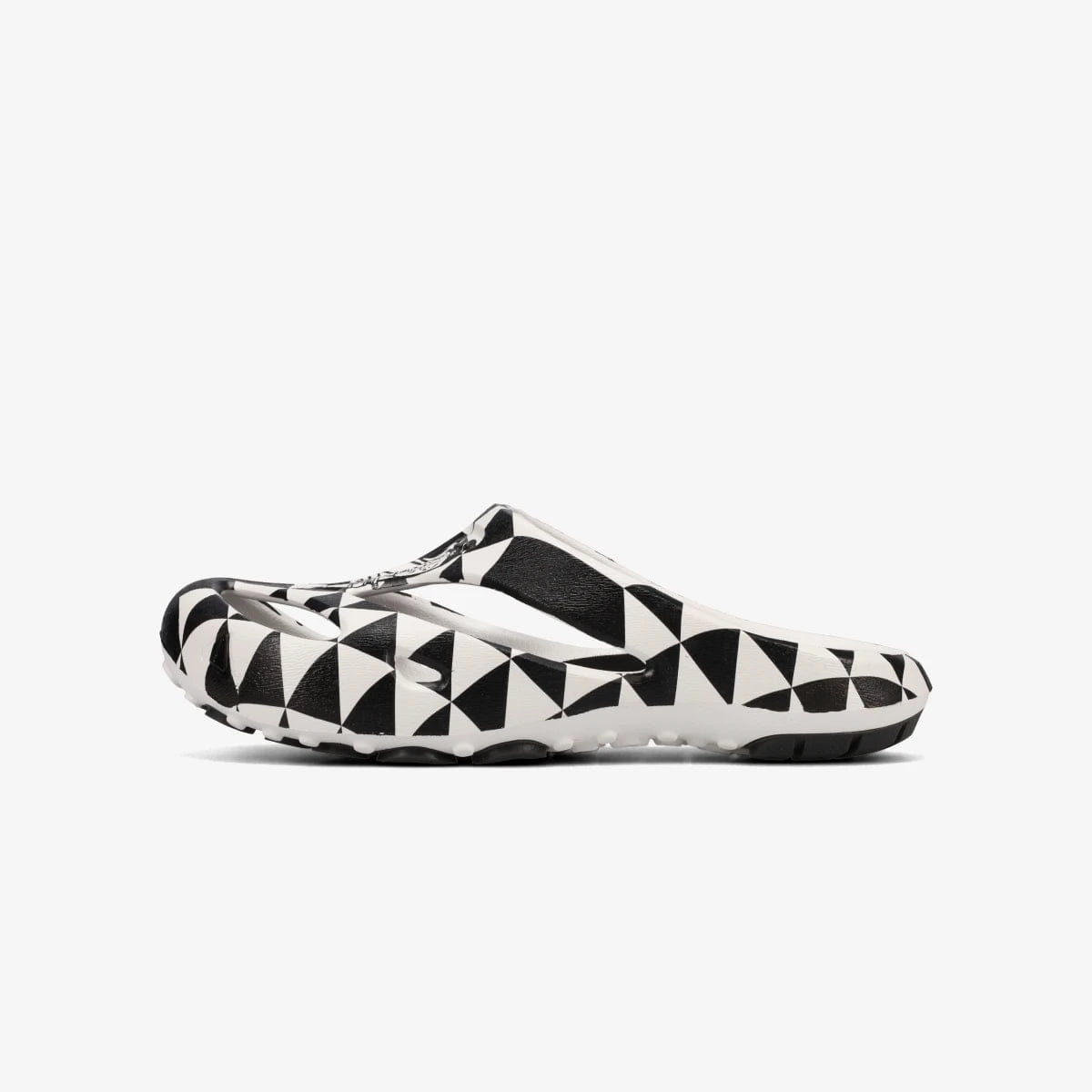 KEEN SHANTI ARTS ESOW × GINZA GL