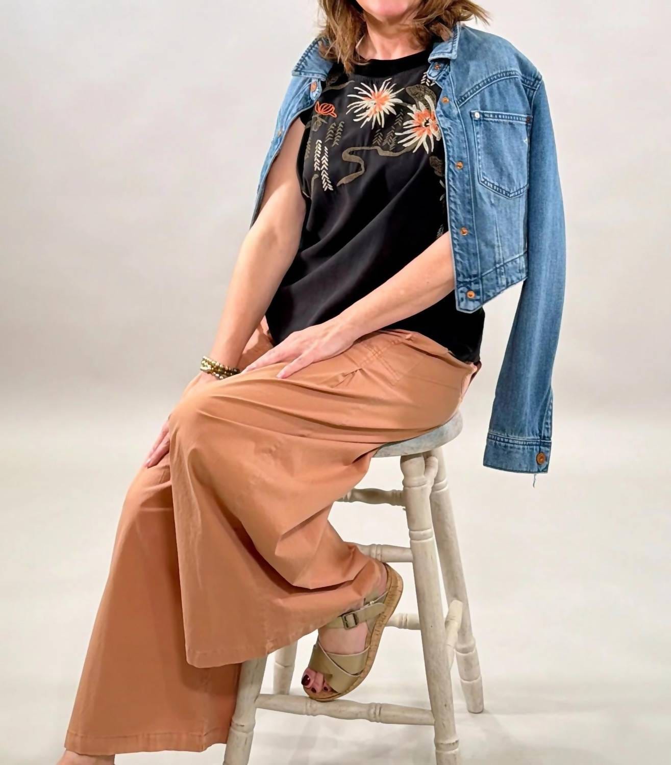 Artisan Embroidered Tank Top In Black