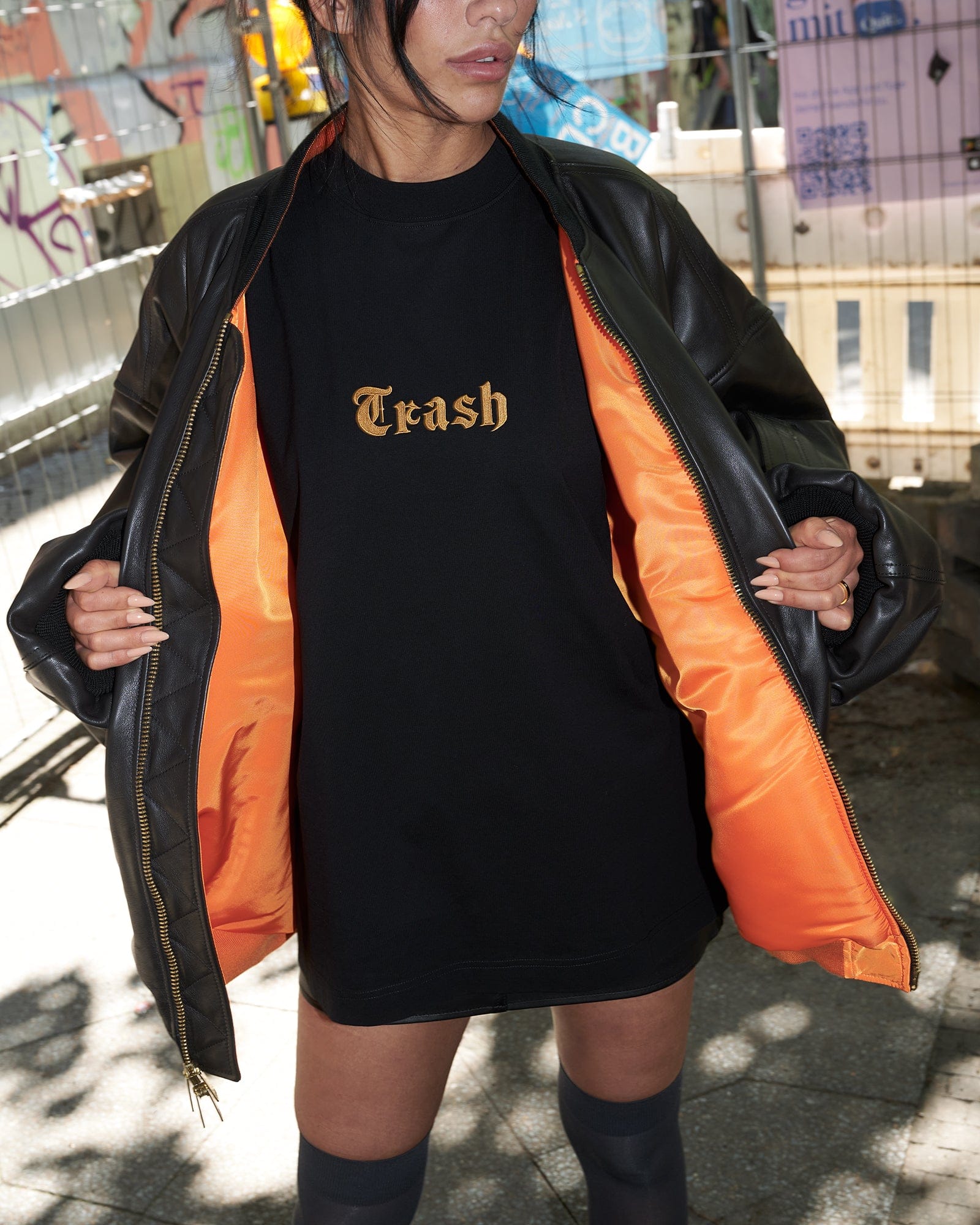 Vetements Trash Embroidered Regular T - Shirt