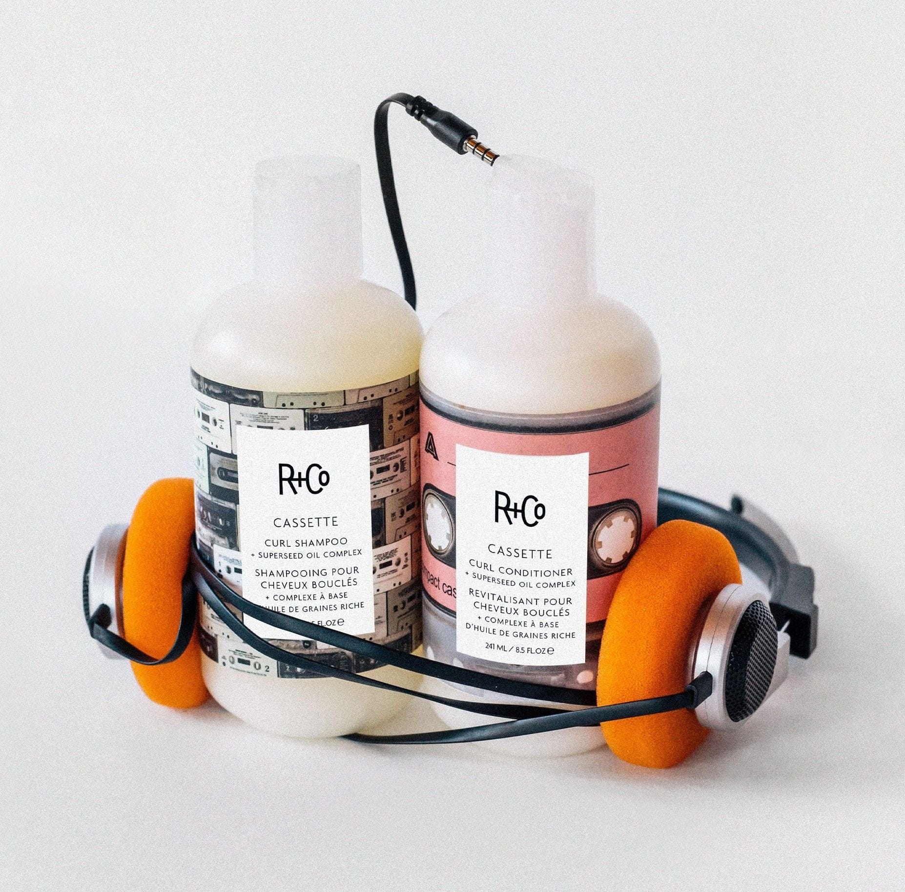 R+co Cassette Curl Defining Conditioner + Superseed Oil Complex