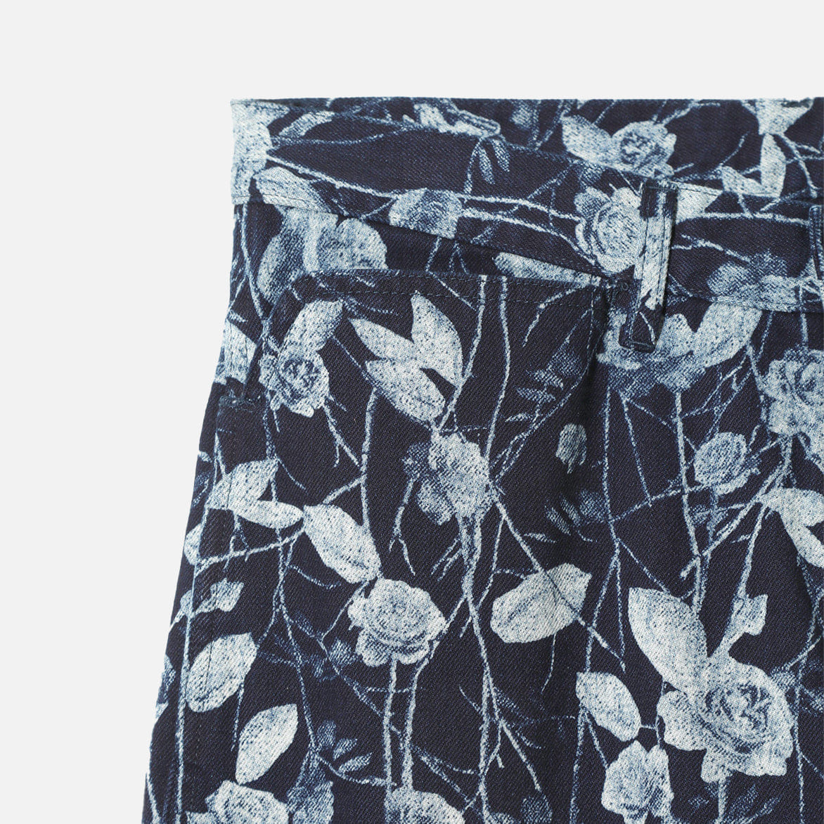 Needles STRAIGHT JEAN - 13 oz DENIM ROSE PRINT - INDIGO