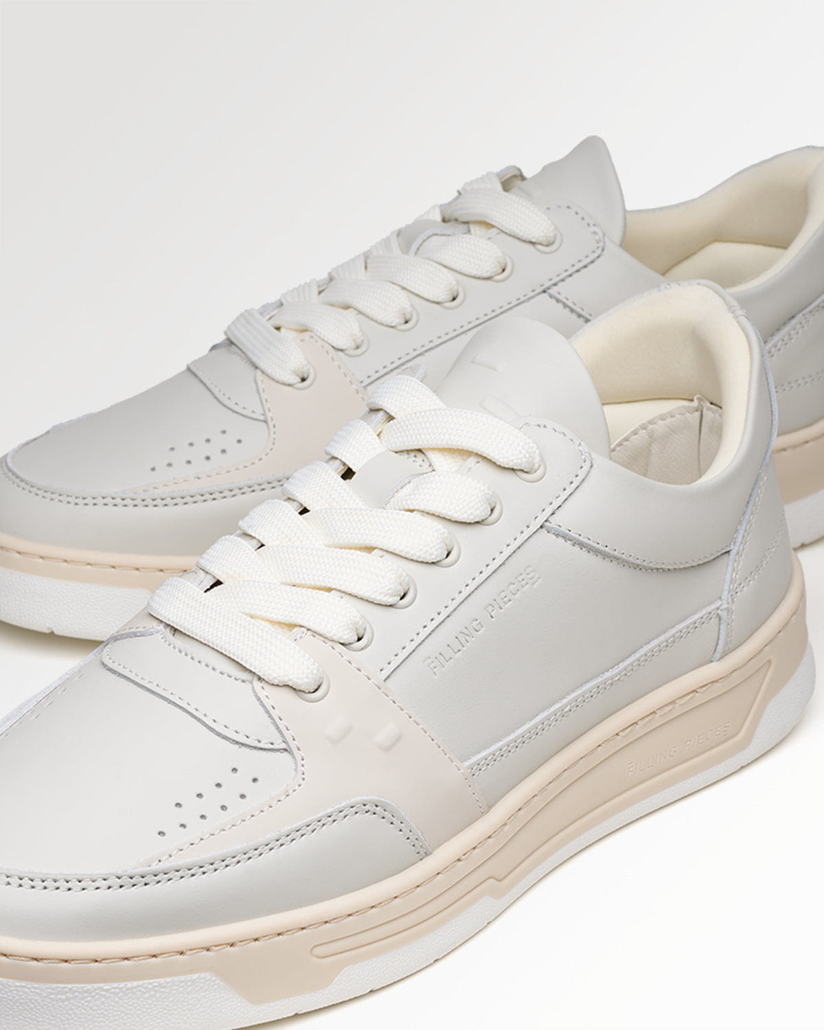 Trend Maven Low Vise Beige
