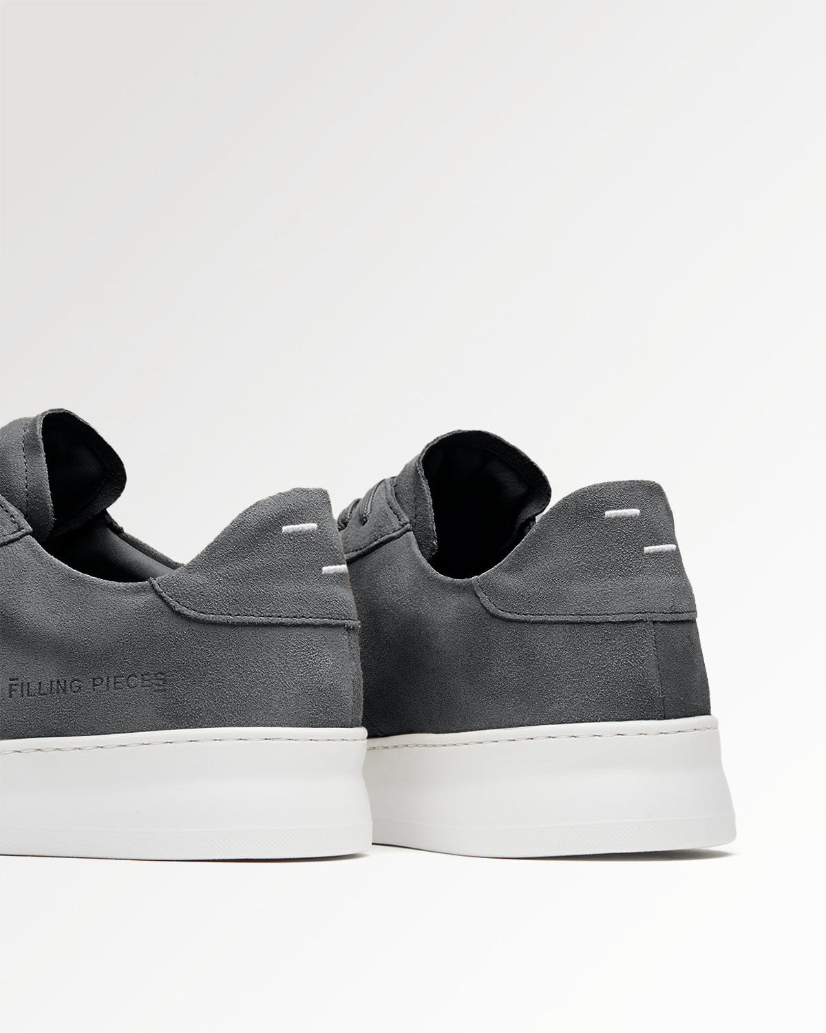 Conventional Court Suede Shark