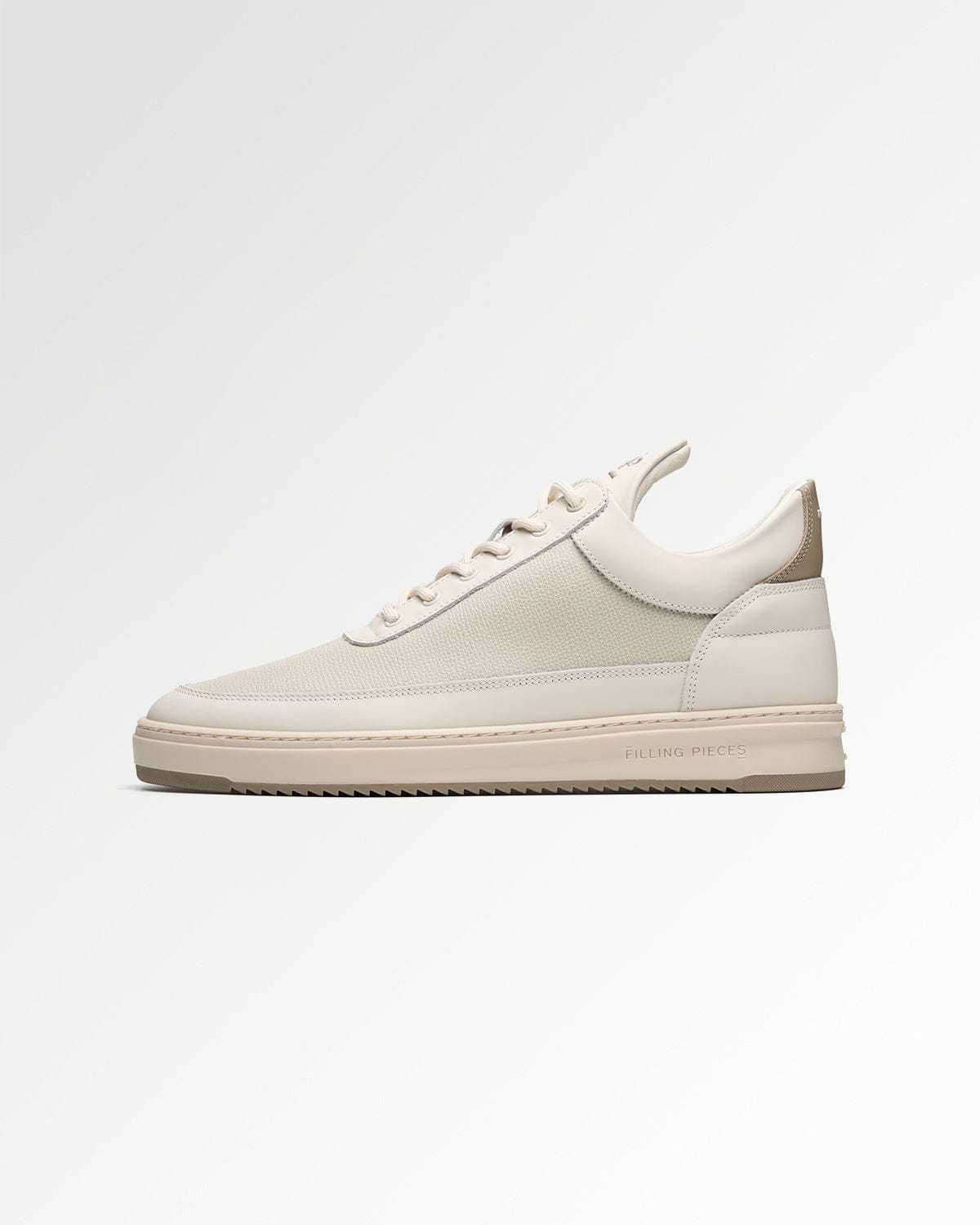 Conventional Low Top Tech Crumbs Off White / Taupe