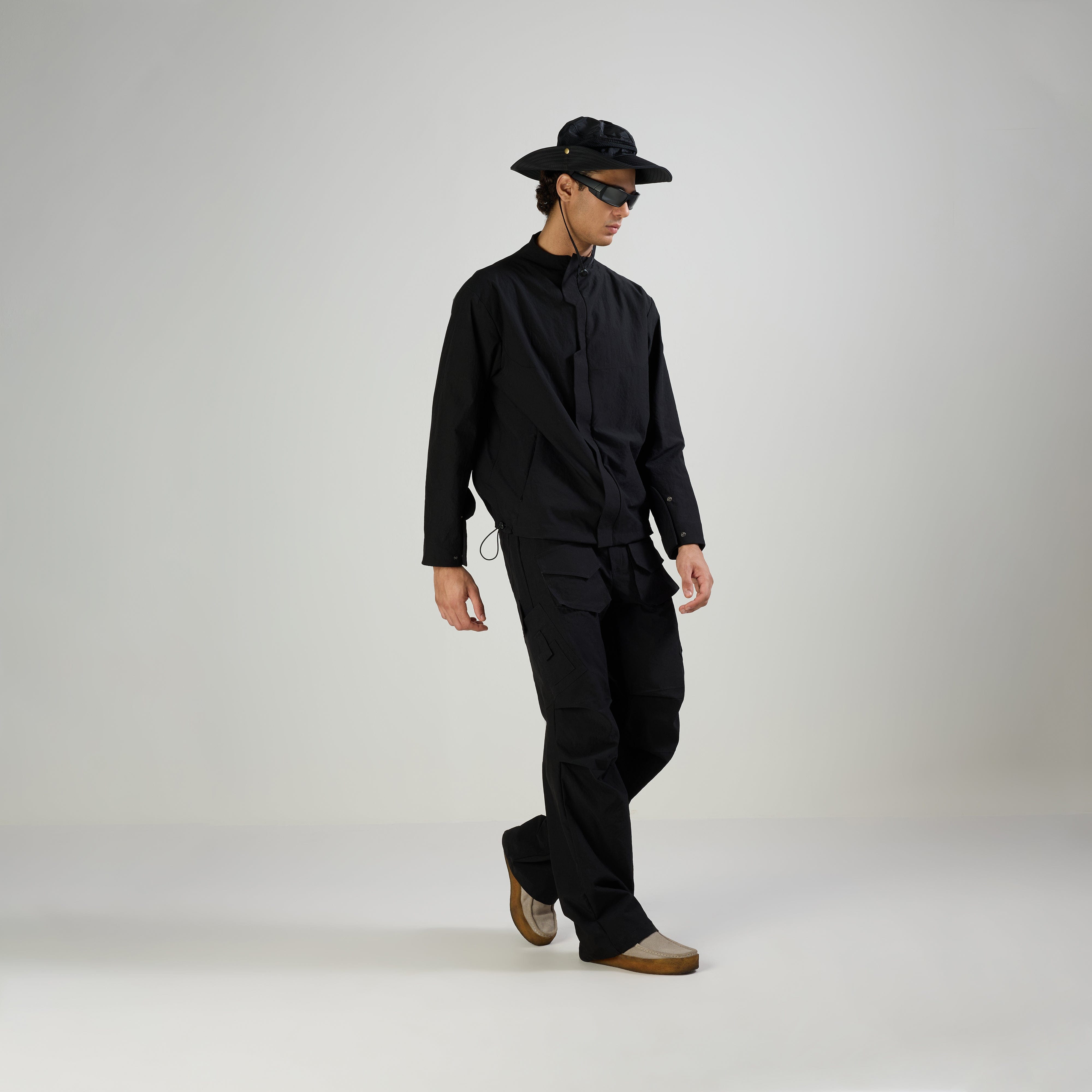 Warping Theories TECHNICAL JACKET - BLACK