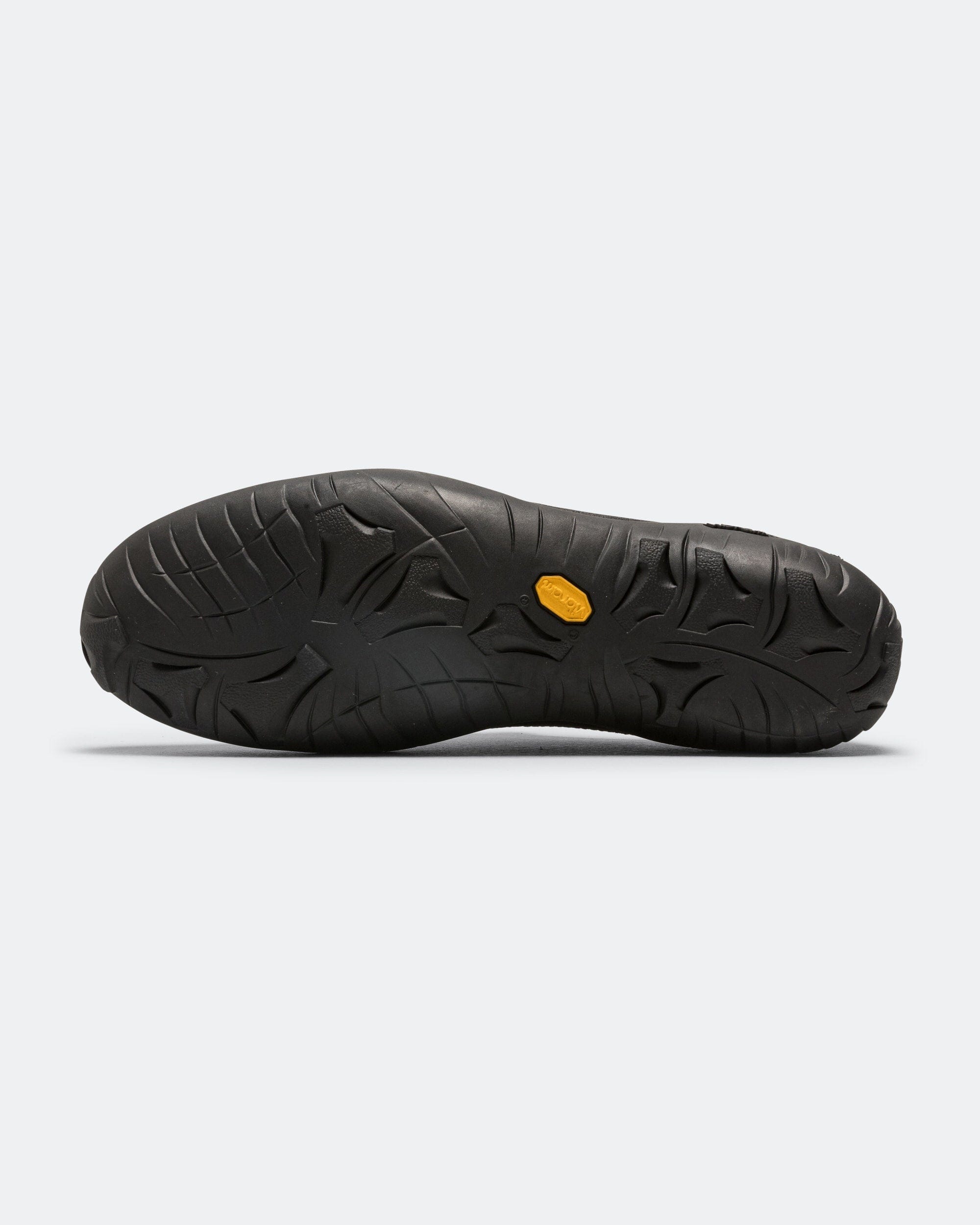 Tarvas Wanderer - Black Suede