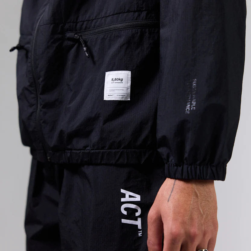 ACT Running BioPerf WindBreaker - Black