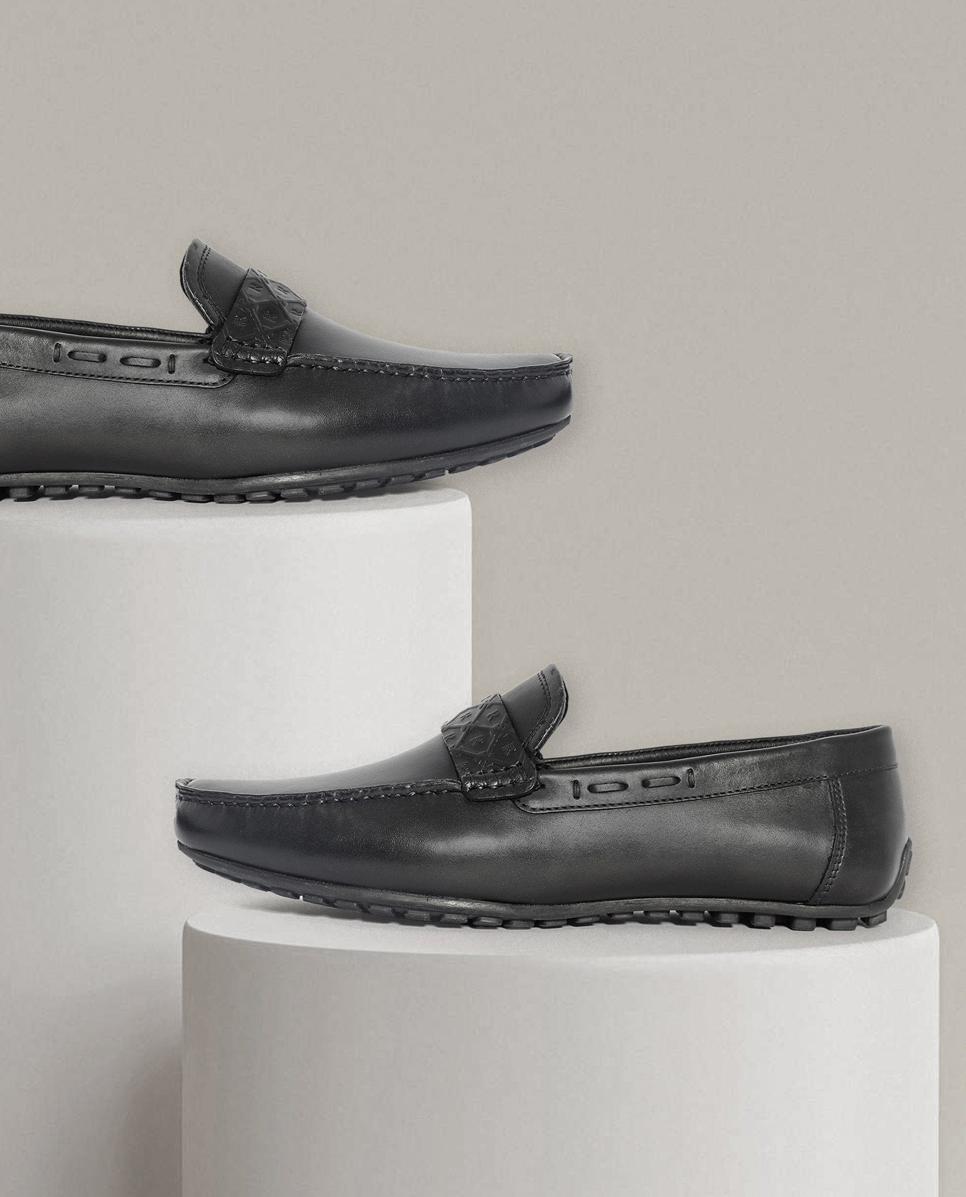 RAREZ Rare Rabbit Men's Bold Black Slip - On Monotone Genuine Leather Driver Moccasin