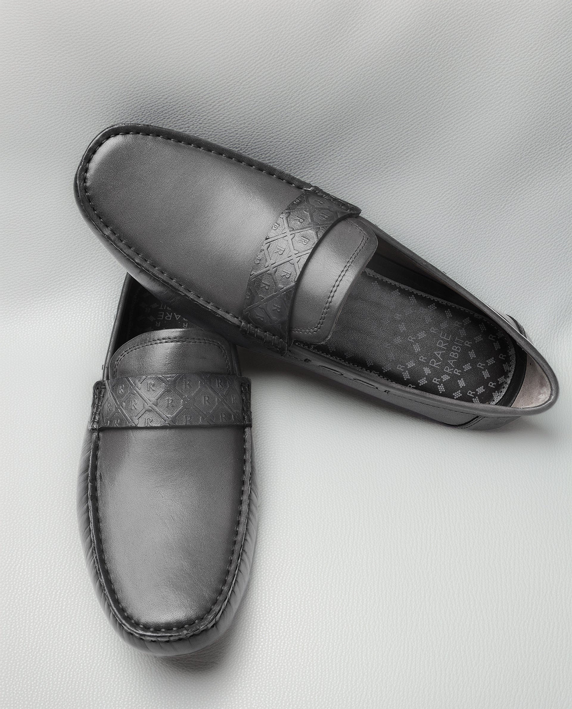 RAREZ Rare Rabbit Men's Bold Dark Olive Slip - On Monotone Genuine Leather Driver Moccasin