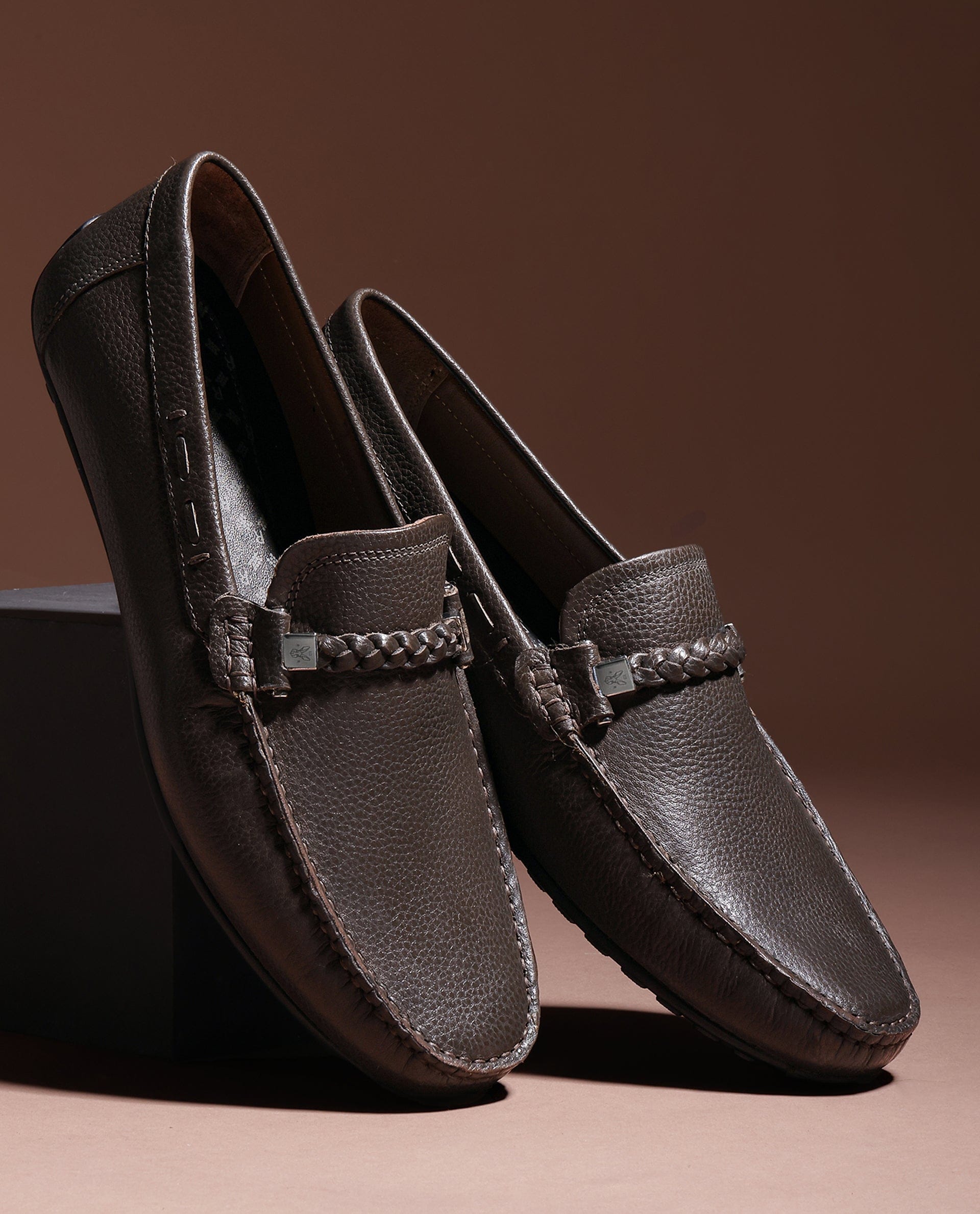 RAREZ Rare Rabbit Men's Grain Dark Olive Slip - On Genuine Milled Leather Driving Moccasin