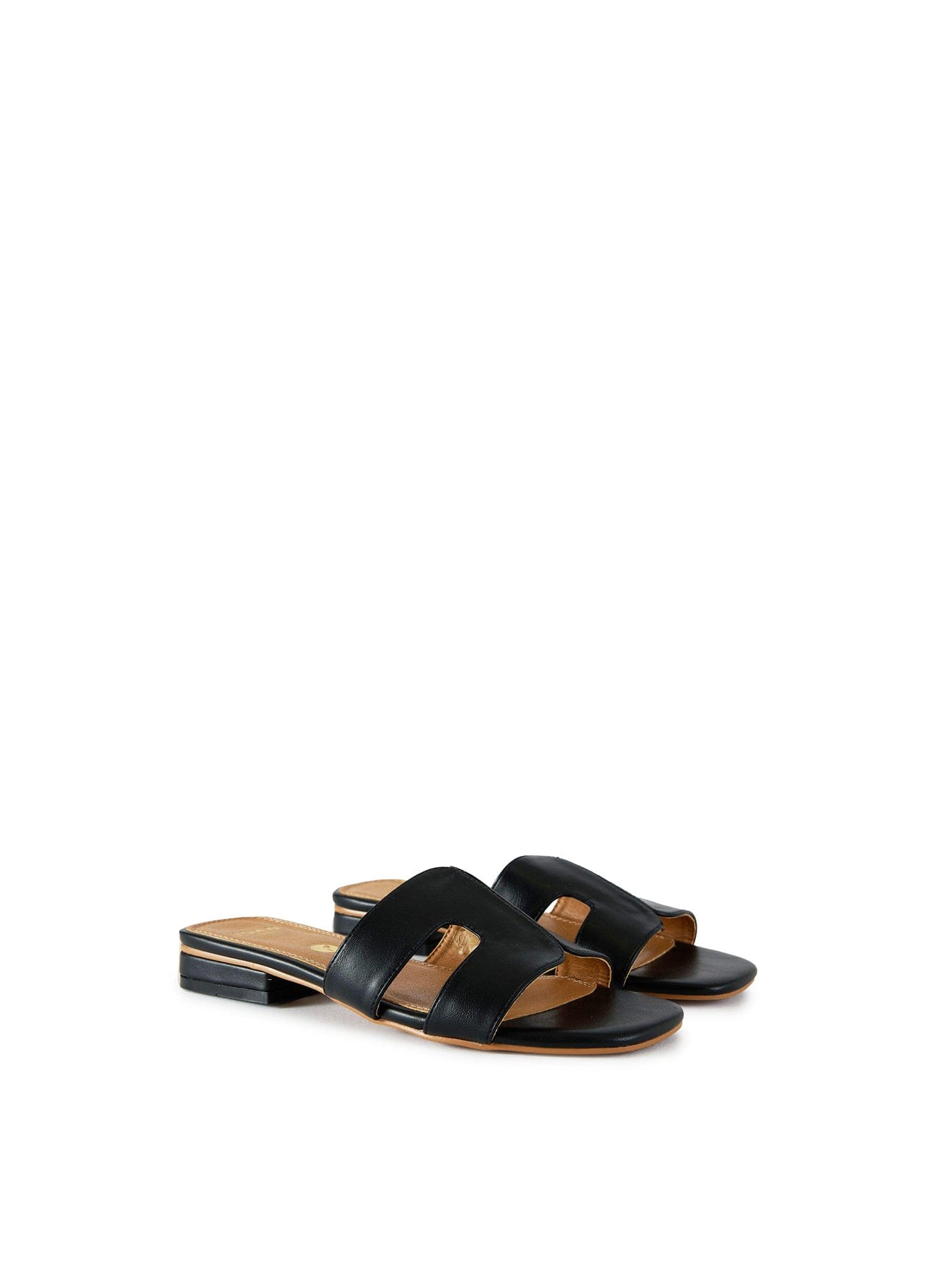 V.gan Bok 2 Slide Sandals Black