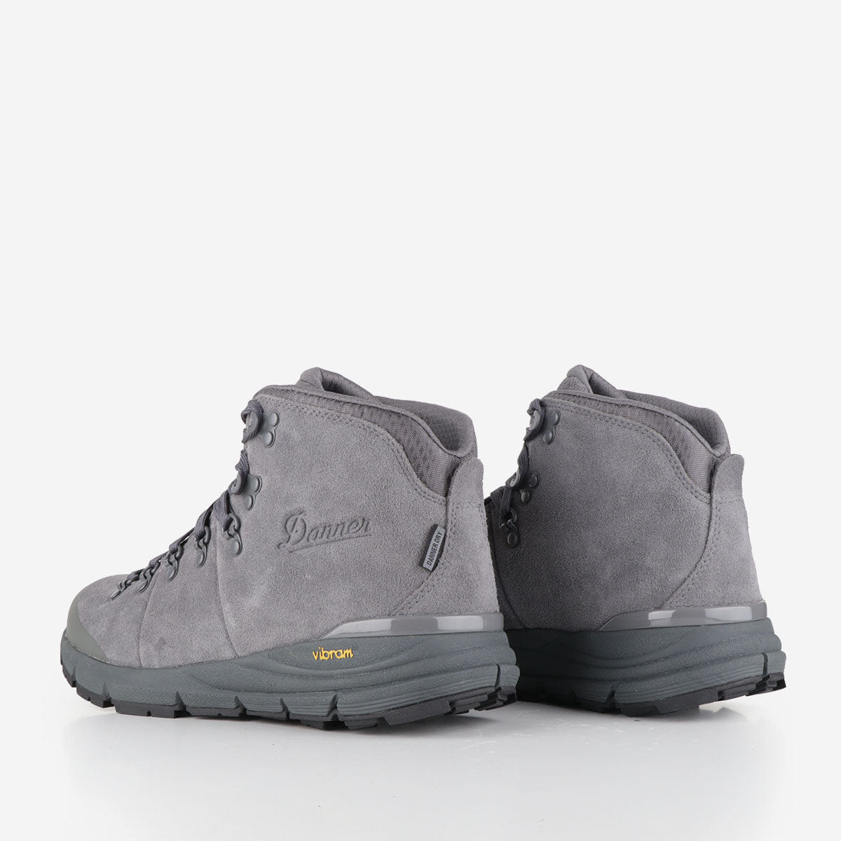 Danner Boots Danner Mountain 600 4.5" Boots - D Standard Fit