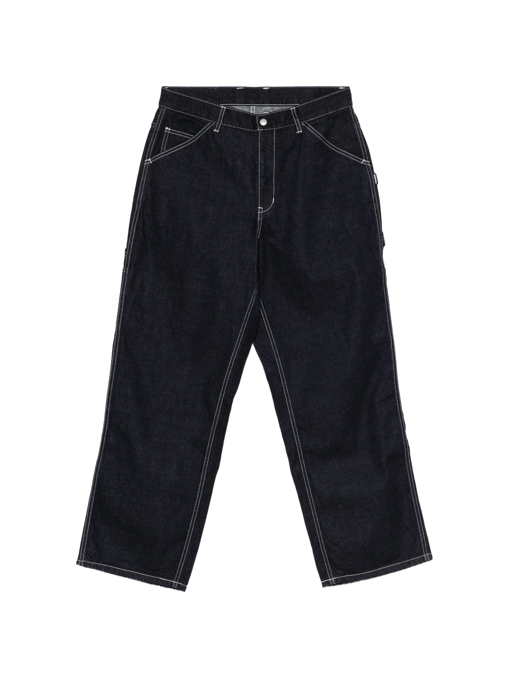 Neighborhood contrast - stitch jeans