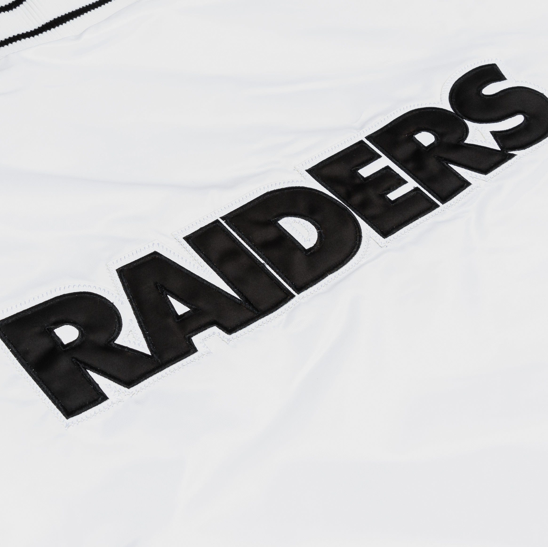 Giii/starter Shoe Palace Exclusive Las Vegas Raiders Satin Varsity Mens Jacket (White/Black)