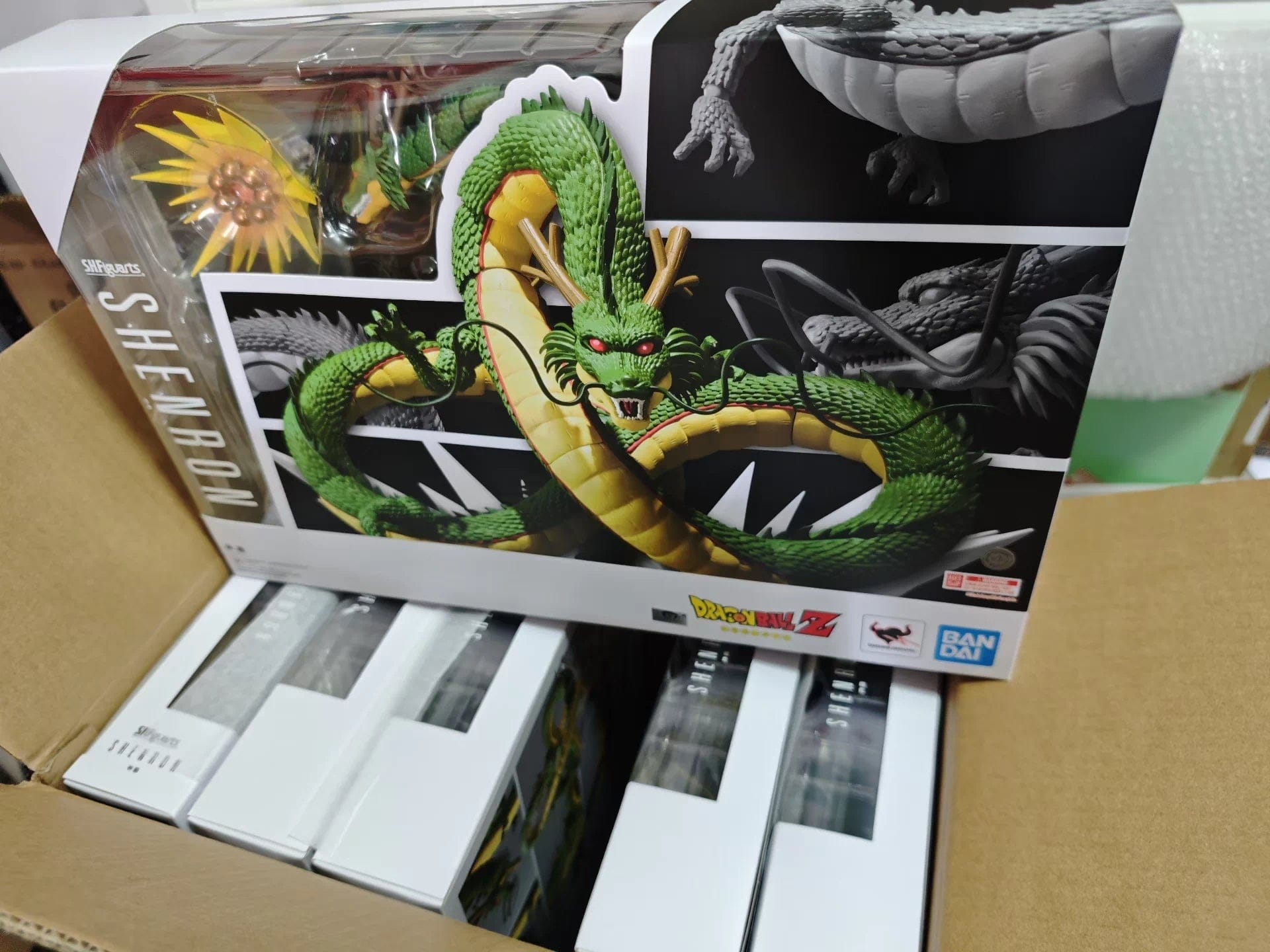 SHF Dragonball Z SHENRON DRAGON ACTION FIGURE