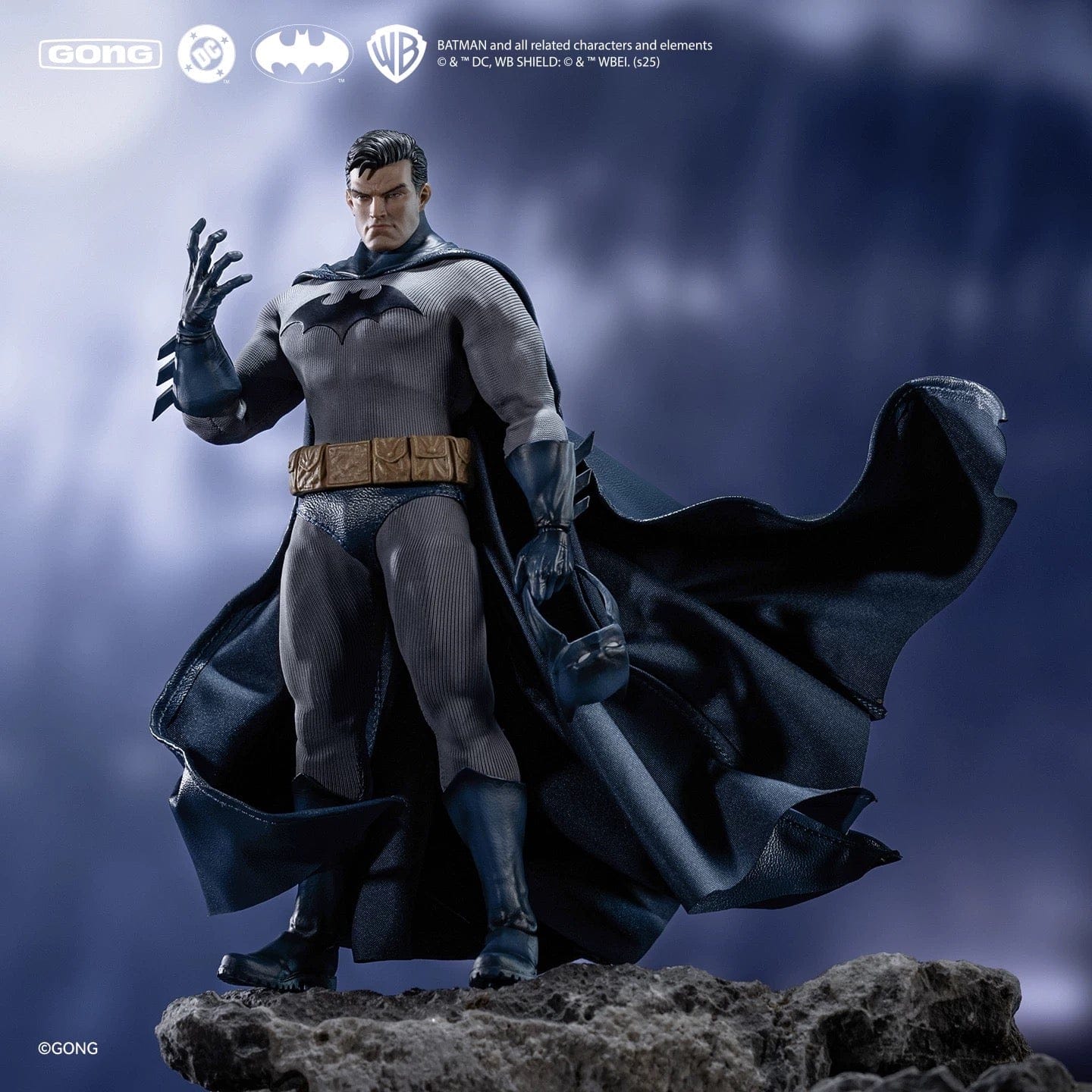 Popmart Gong Studio 1/12 DC Batman Hush Action Figure