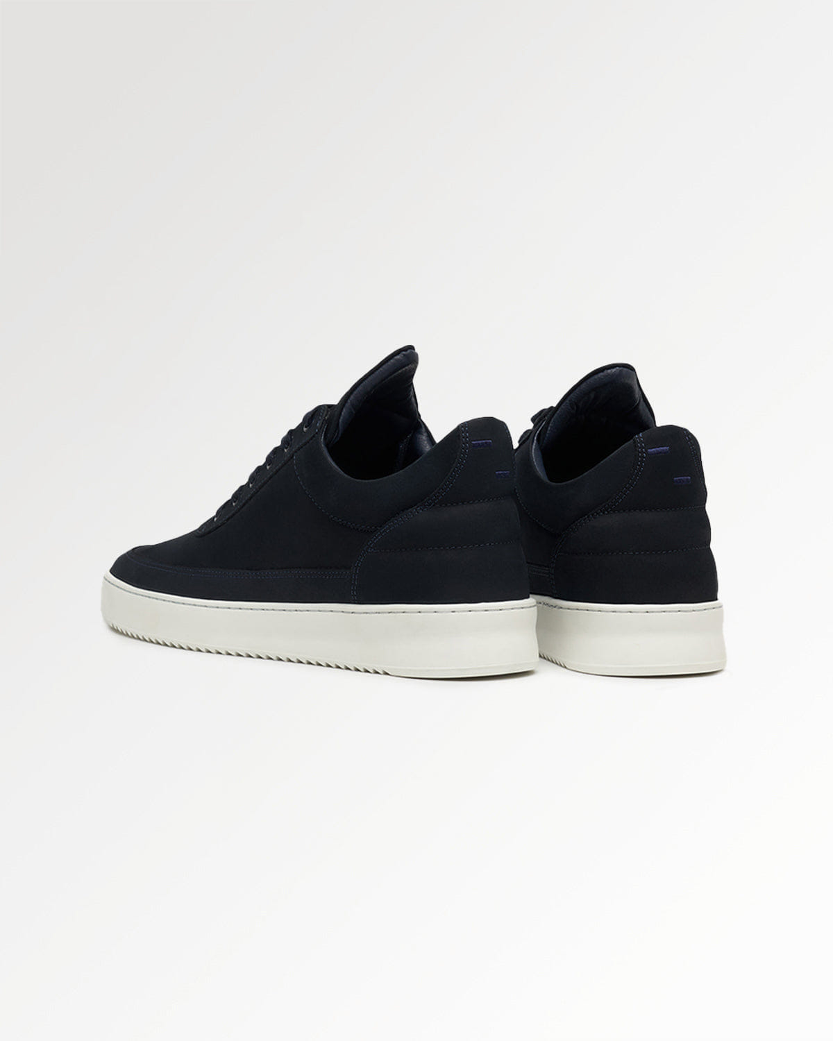 Entry Luxury Low Top Ripple Nubuck Navy