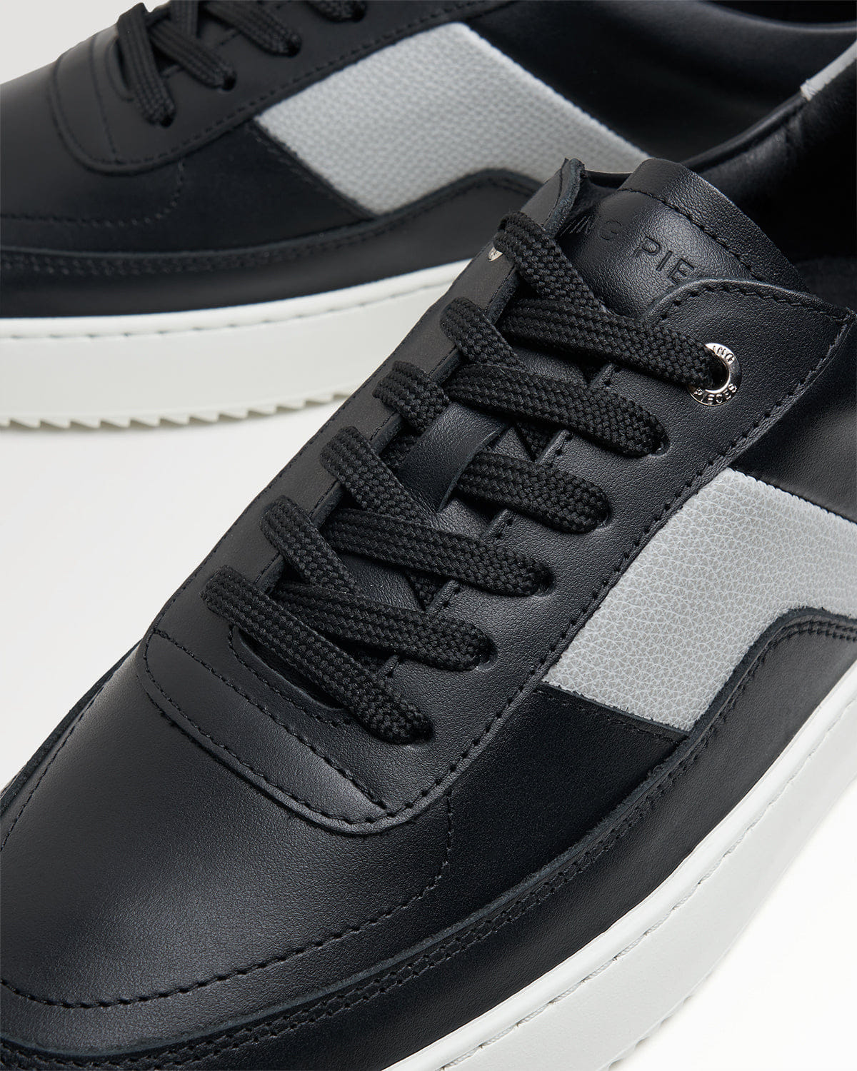 Entry Luxury Mondo Game Black / Grey