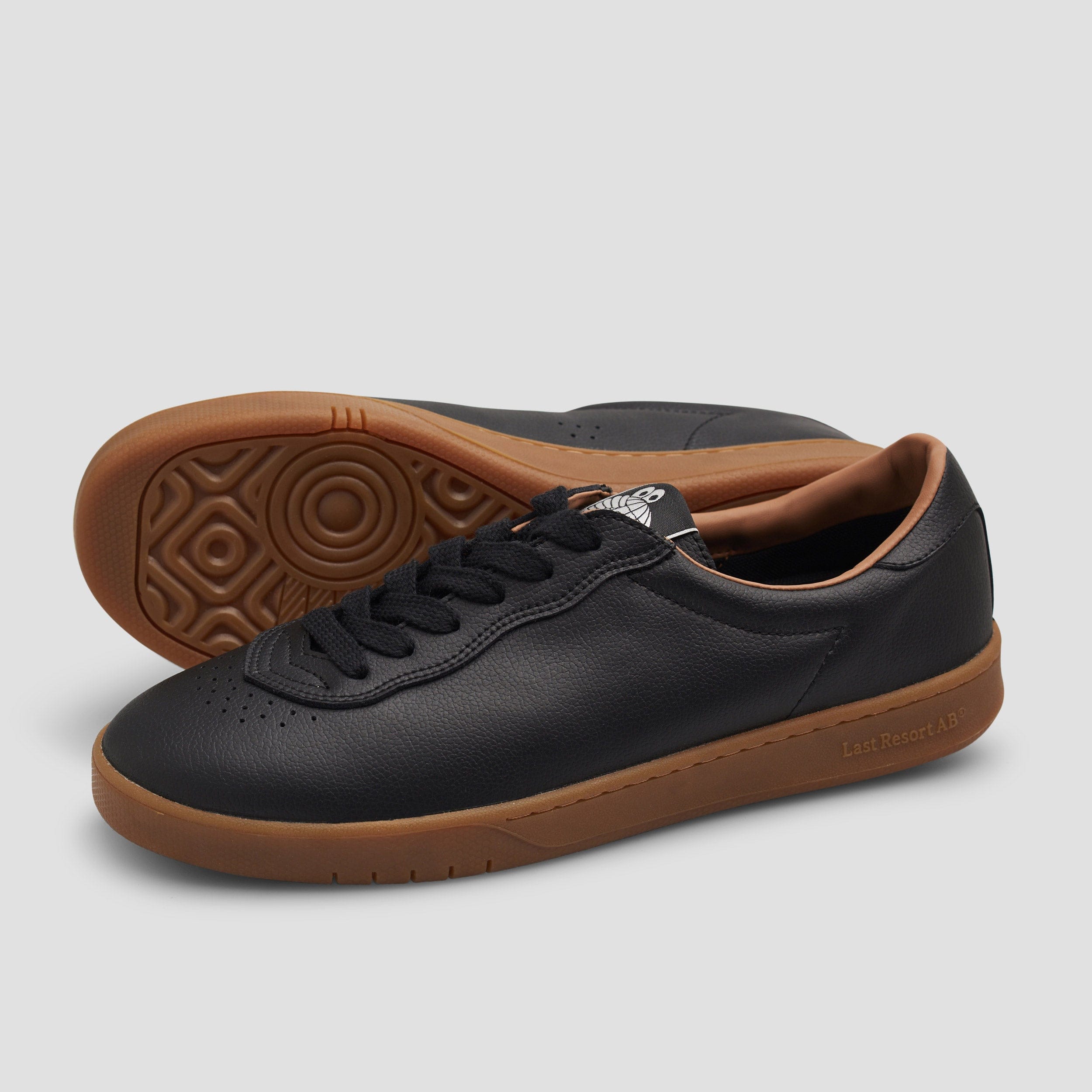 Last Resort AB CM003 Skate Shoes Black / Gum